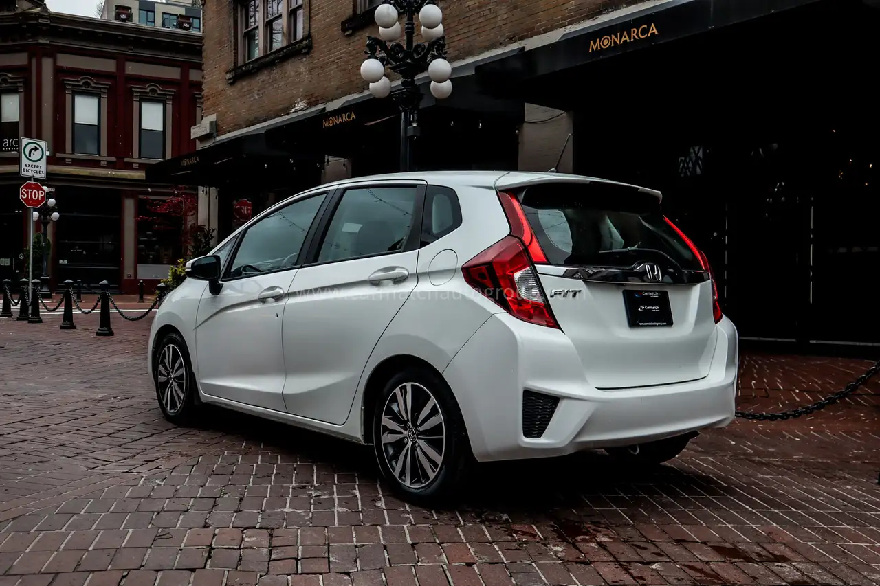 Honda Fit снимка Honda Fit