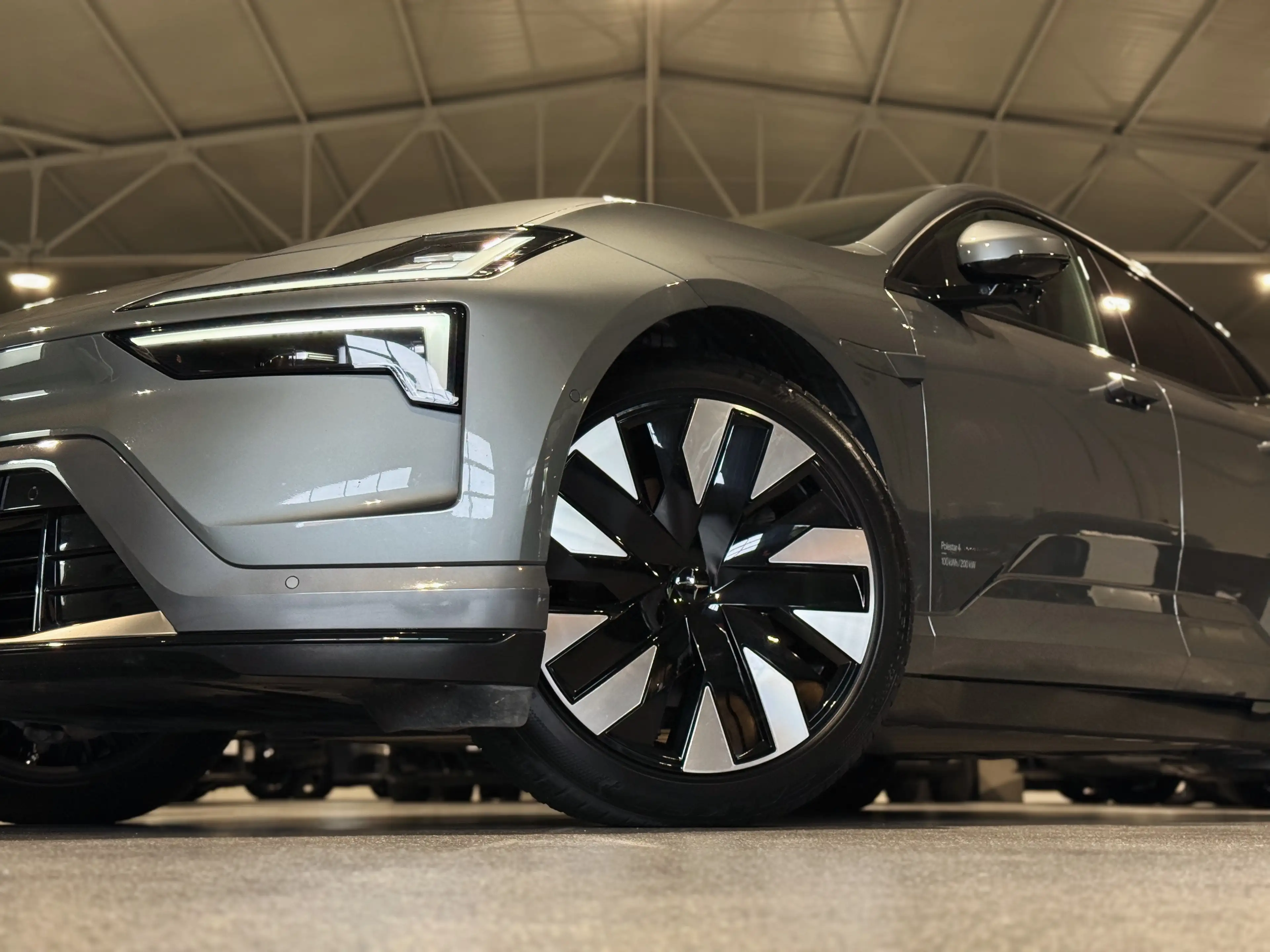 Polestar 4 Long Range | Storm Grey - Garantie — photo 11
