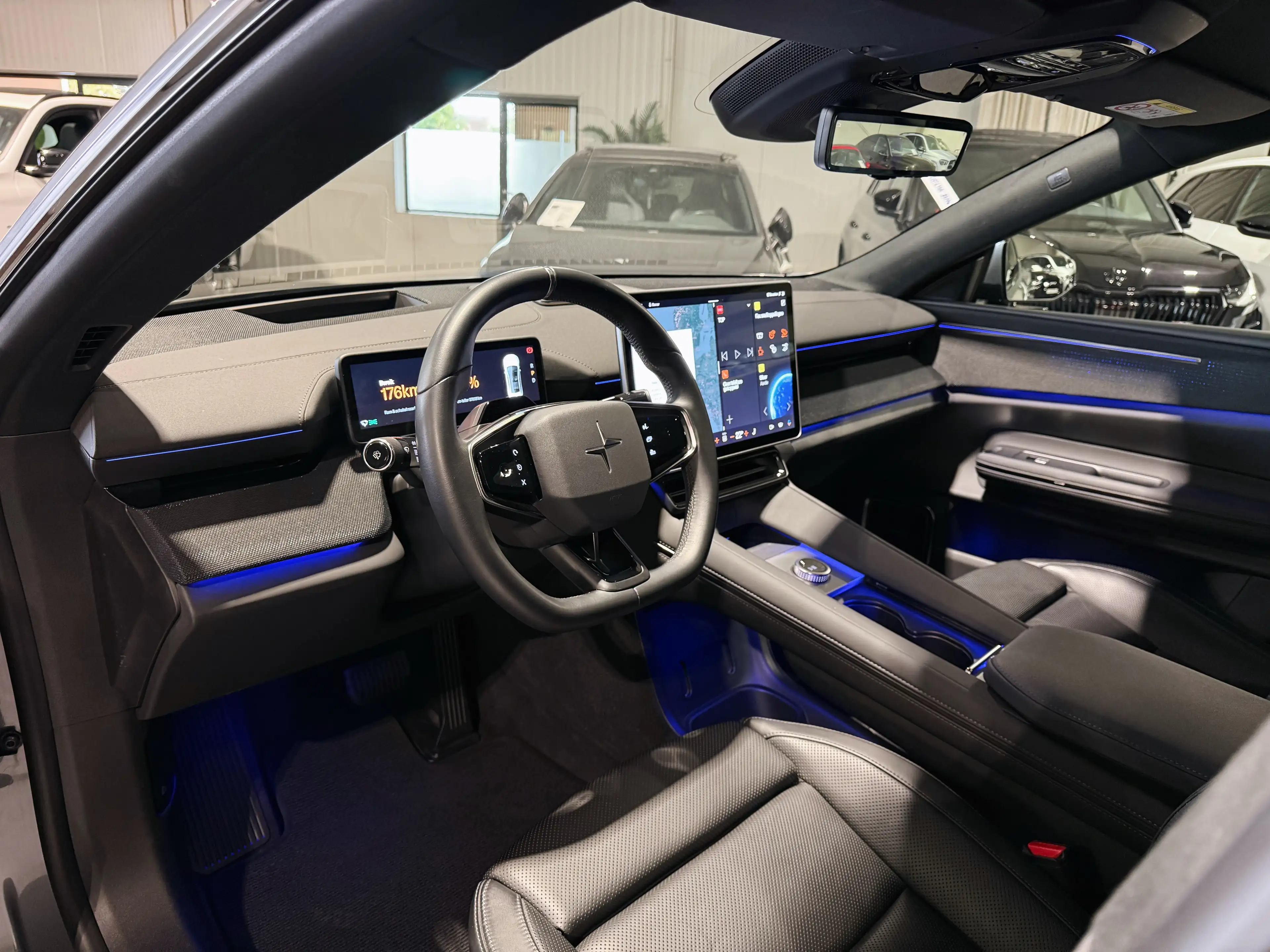 Polestar 4 Long Range | Storm Grey - Garantie — photo 2