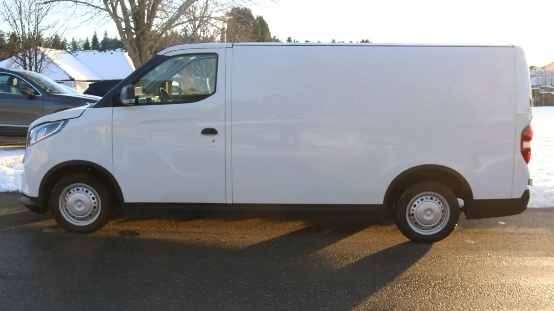 Maxus eDeliver 3 langer Radst. Kamera AHK Sonderpreis Weiß - 2