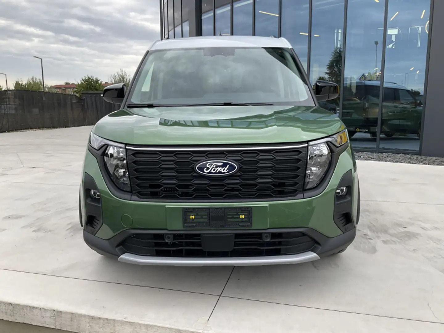 Ford Tourneo Courier 1.0 EcoBoost Active Verde - 2