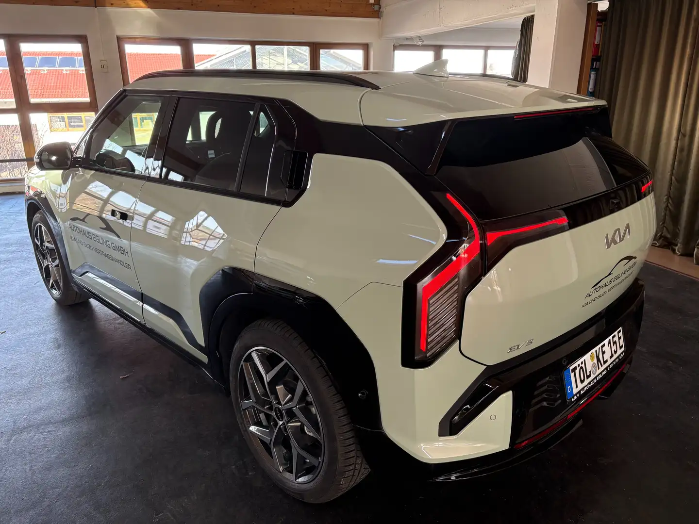 Kia EV3 GT-Line Vorführwagen Vert - 2