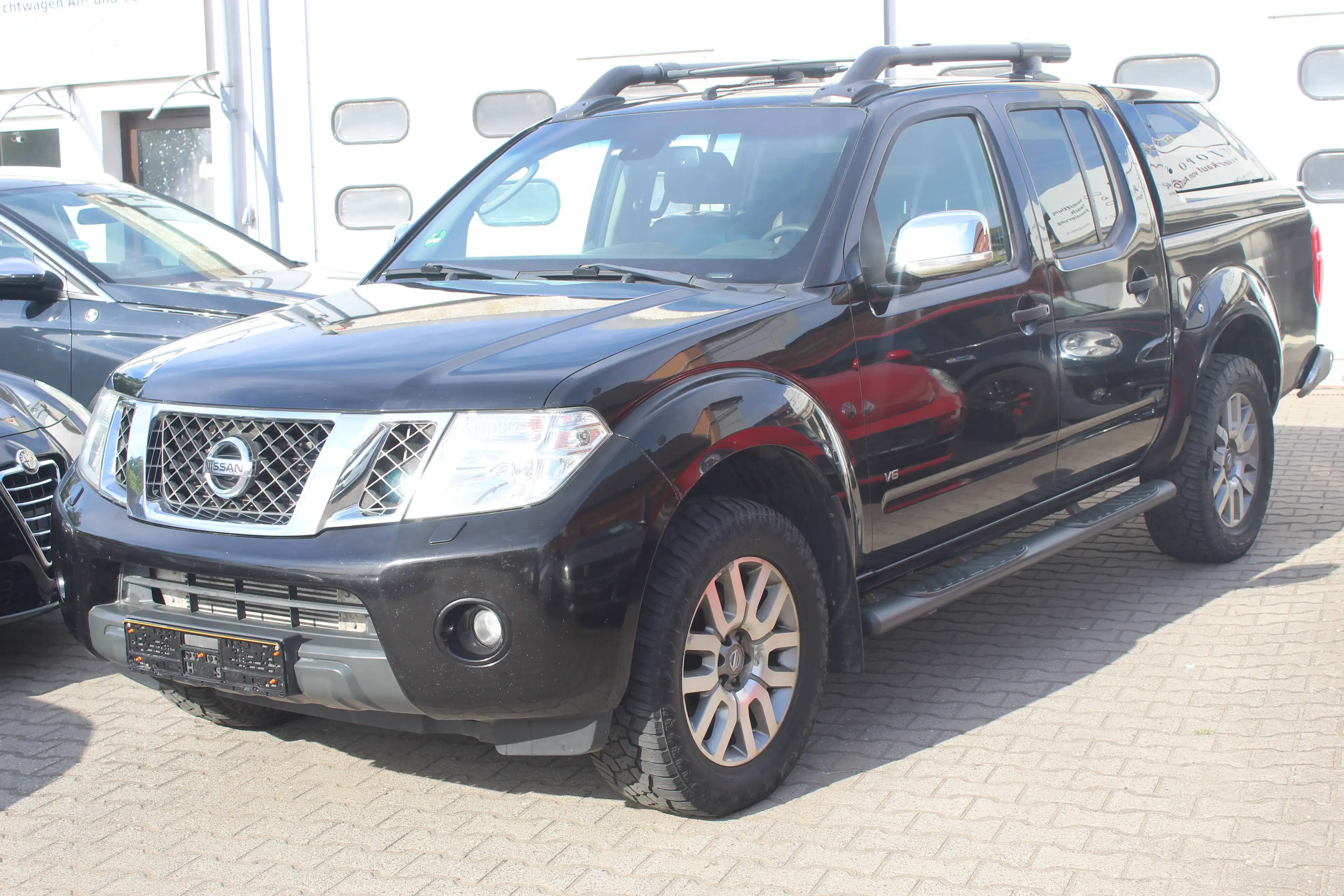 Nissan Navara KingCab Business 4X4 — photo 3