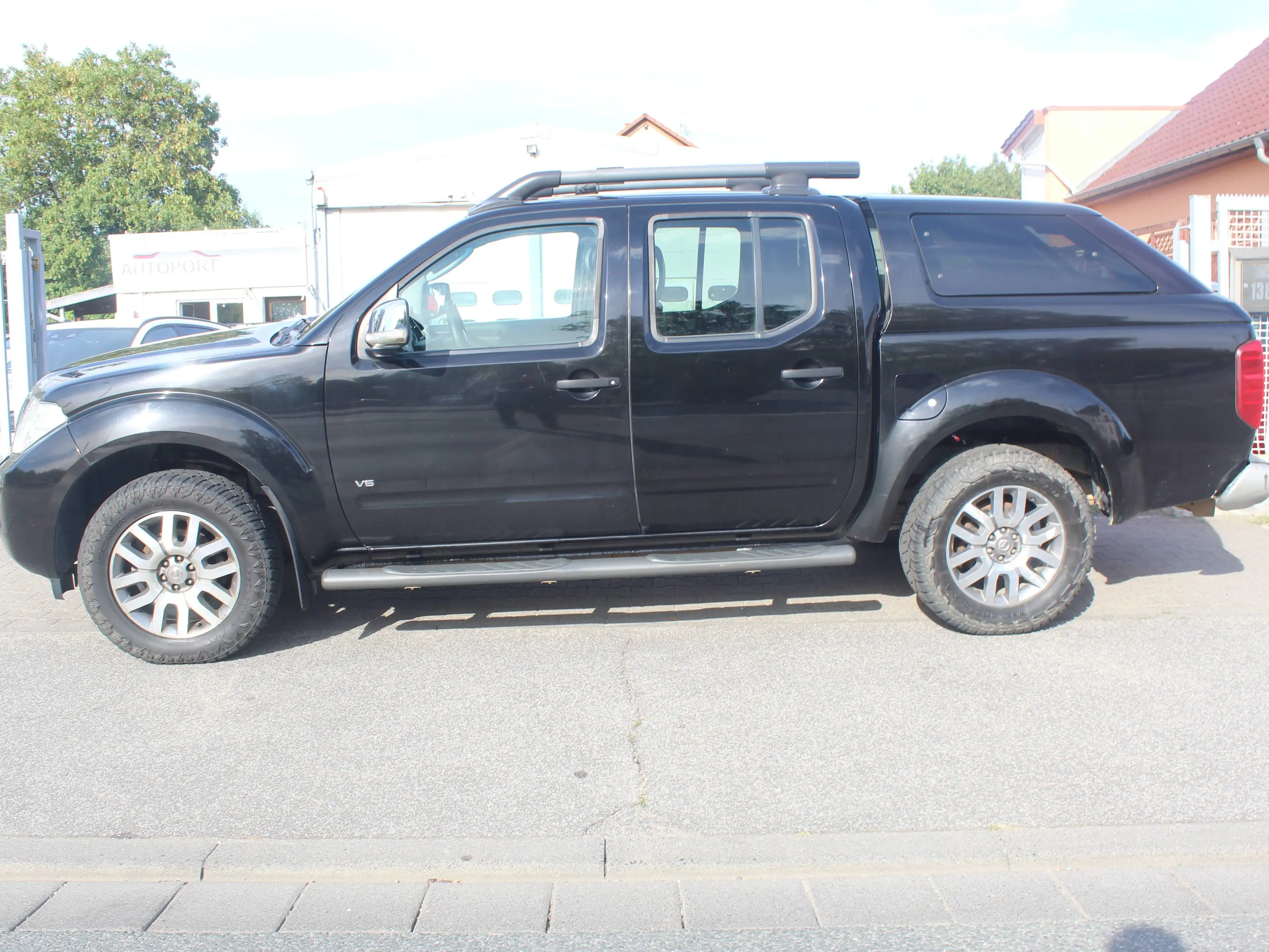 Nissan Navara KingCab Business 4X4 — photo 6