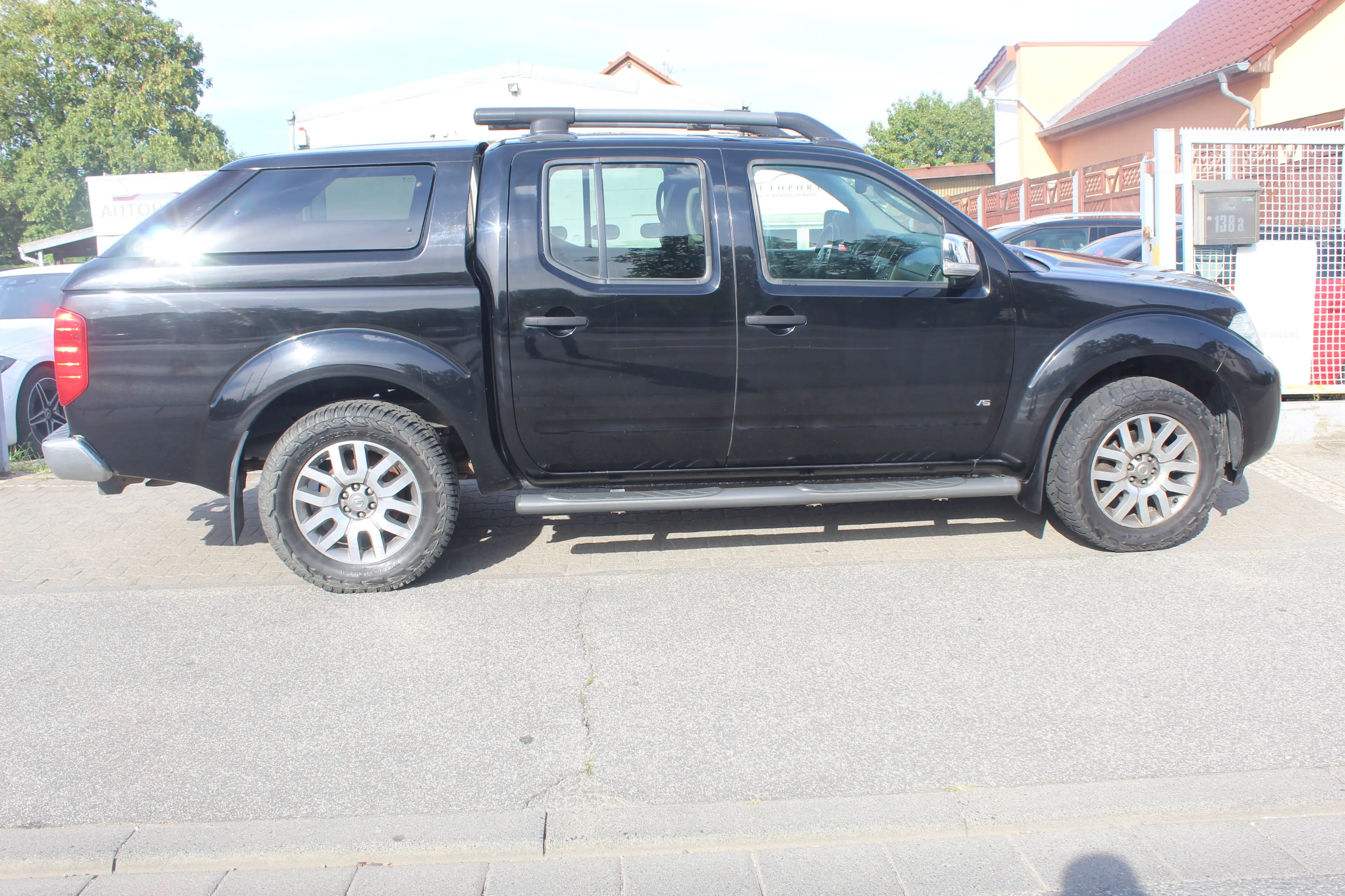 Nissan Navara KingCab Business 4X4 — photo 5