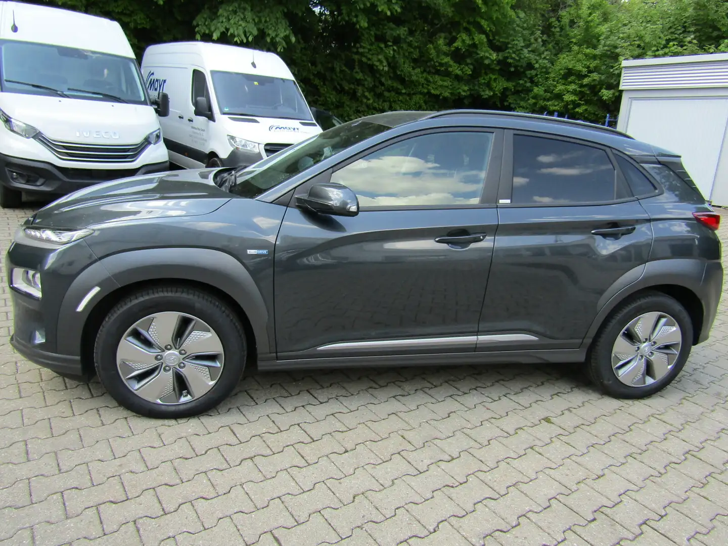 Hyundai KONA Kona Advantage Elektro 2WD Navi/Autom./Klima/eFH. - 2