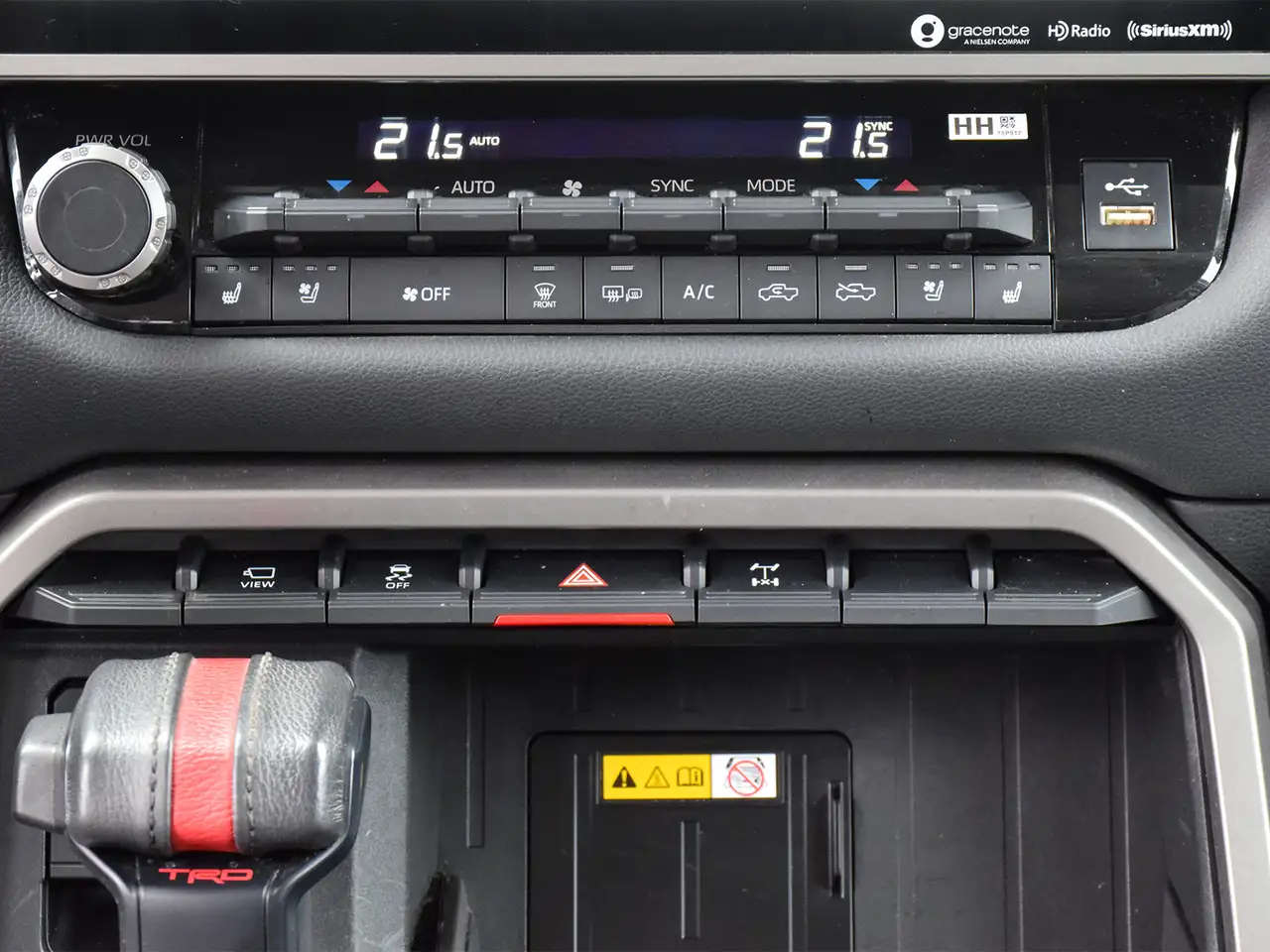Toyota Tundra снимка Toyota Tundra