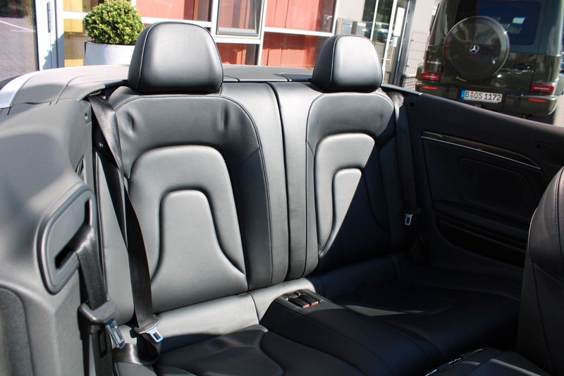 Audi A5 Cabrio 2.0 TDI 3x S-Line Exclusive 20 Zoll — photo 11