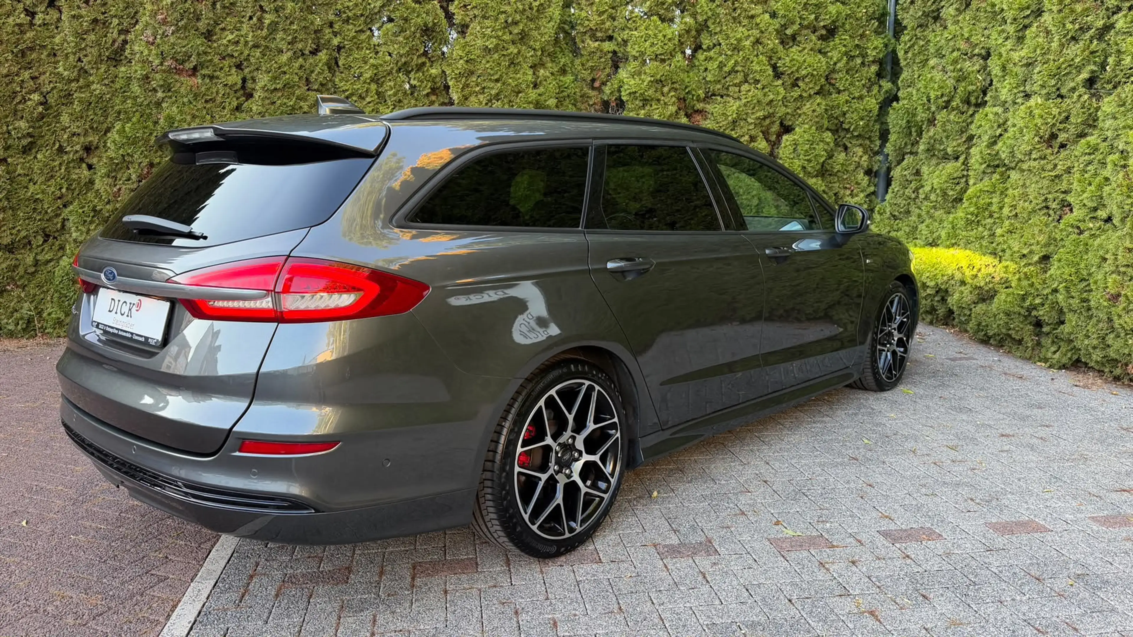 Ford Mondeo 2.0EB Aut. ST-Line LED+STHZ+KAM+AHK+PANO+ — photo 7