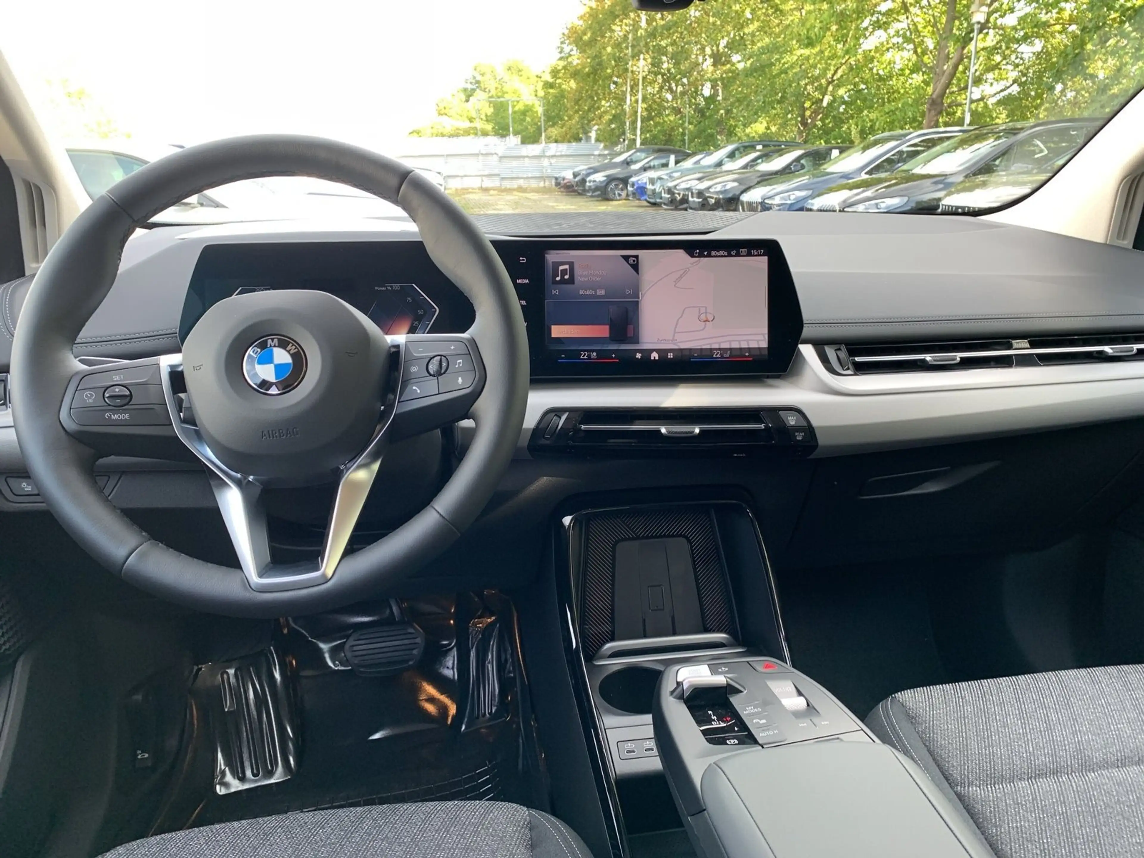 BMW 216 i DAB LED Komfortzg. Parkassistent Shz — photo 10