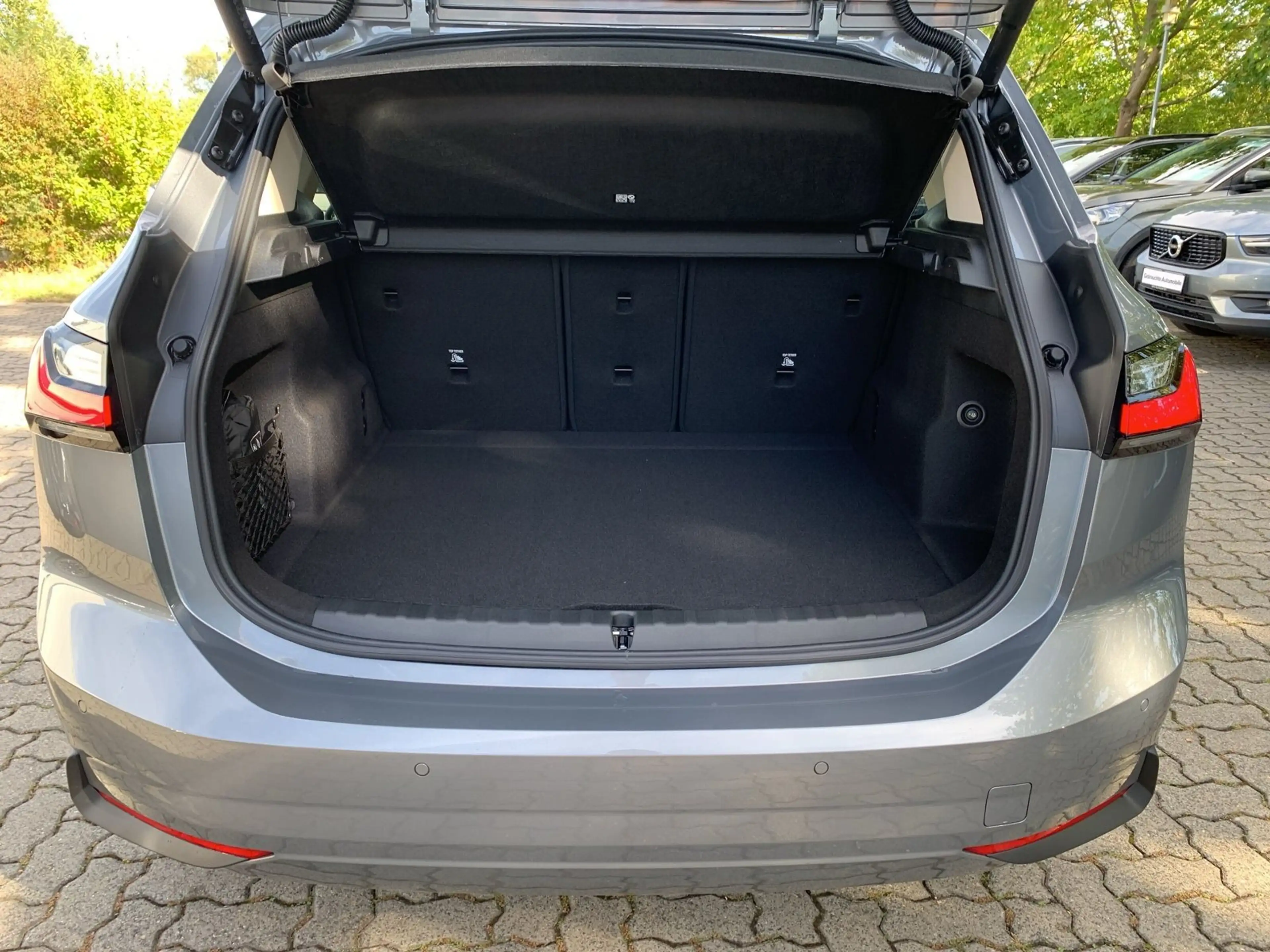 BMW 216 i DAB LED Komfortzg. Parkassistent Shz — photo 7