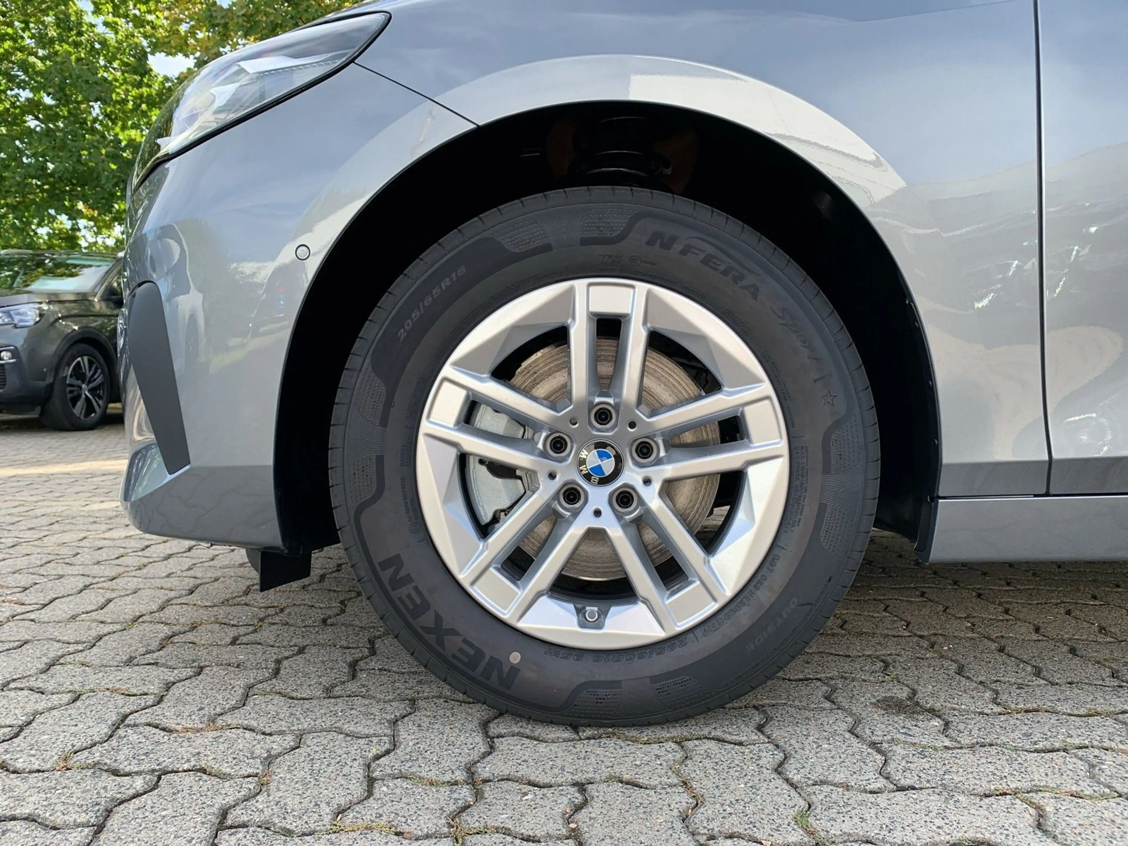 BMW 216 i DAB LED Komfortzg. Parkassistent Shz — photo 3