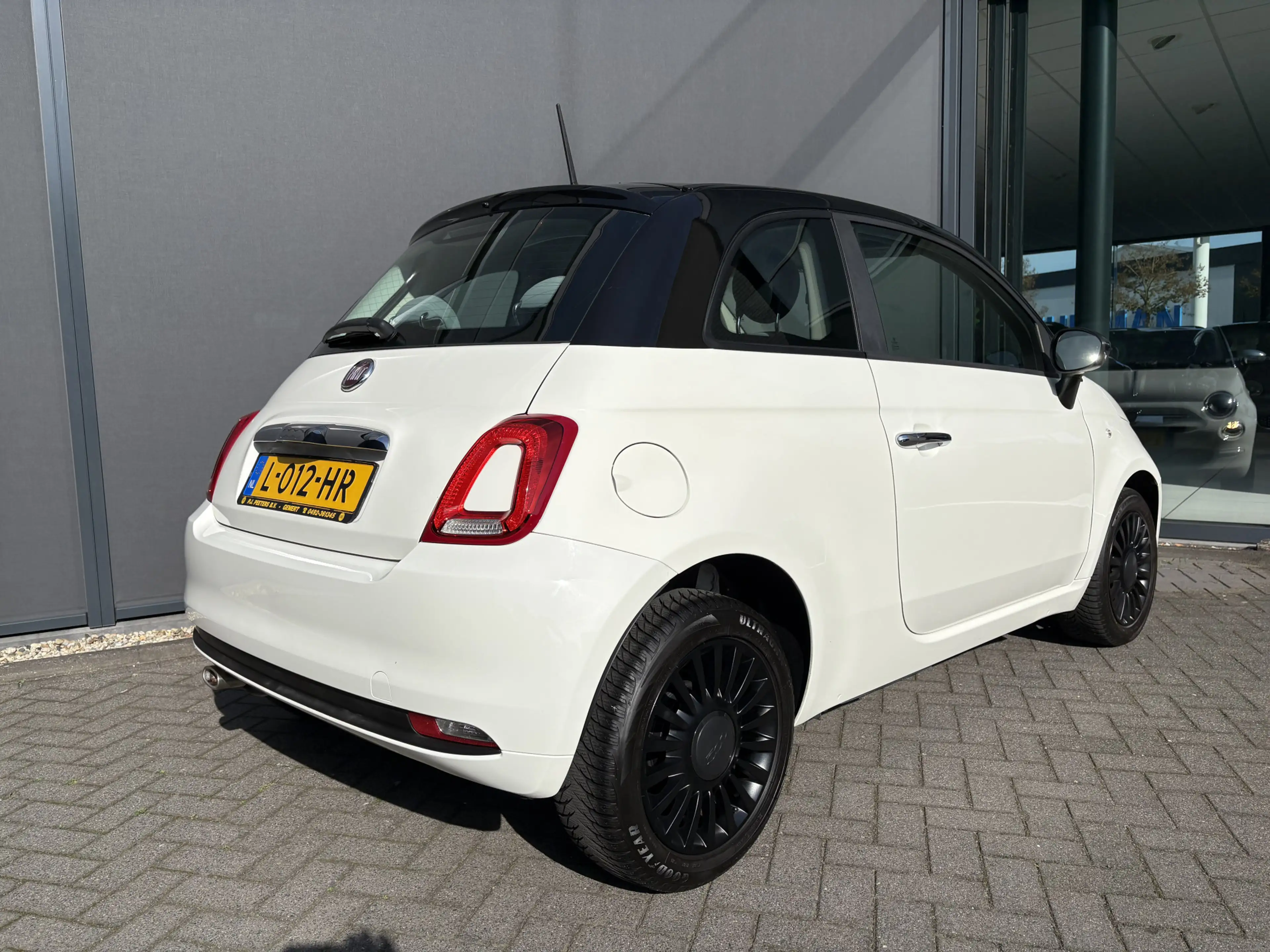 Fiat 500 1.2 Lounge Two-tone dak - Airco - Panoramadak - Le — photo 4