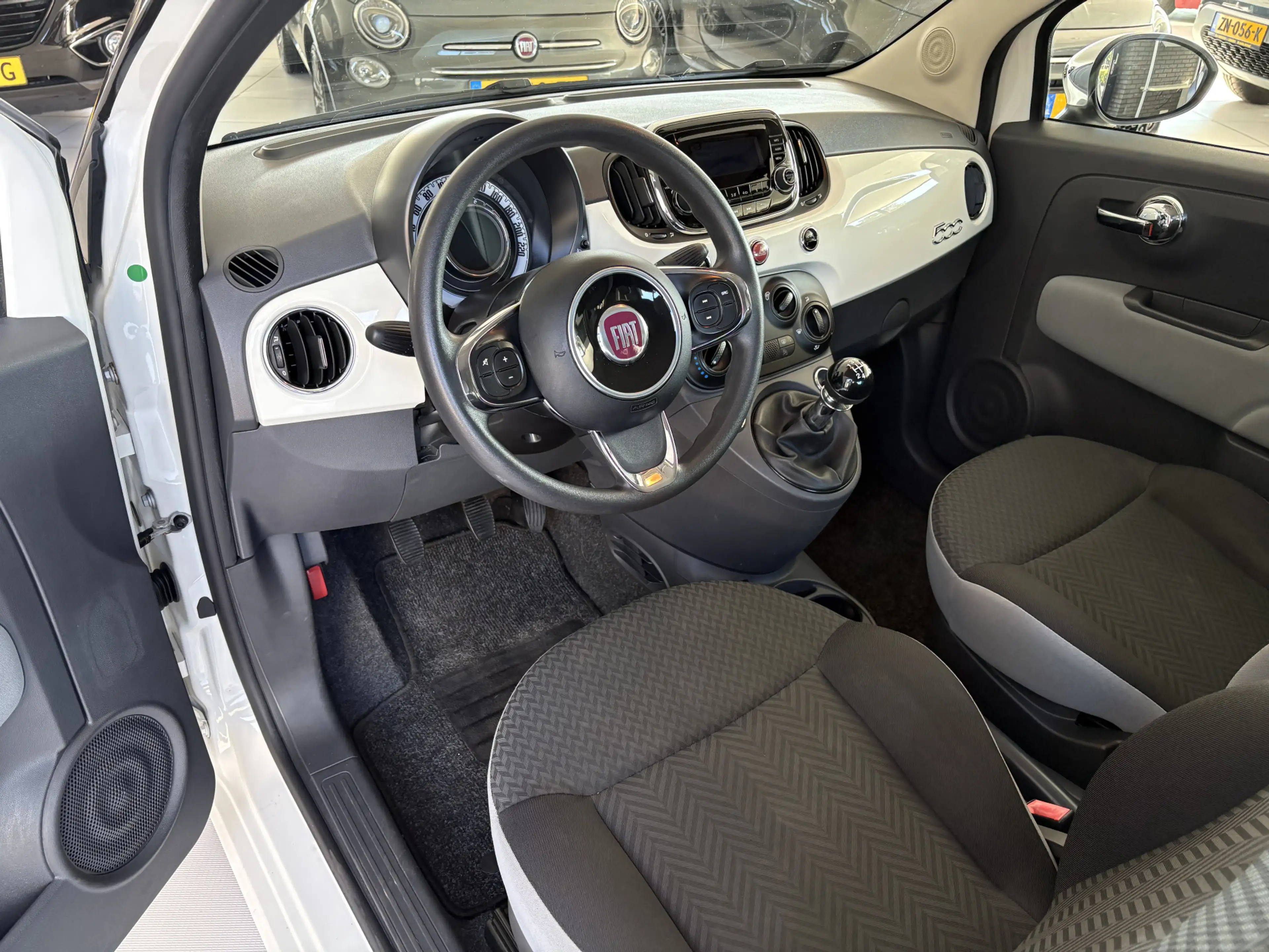 Fiat 500 1.2 Lounge Two-tone dak - Airco - Panoramadak - Le — photo 15