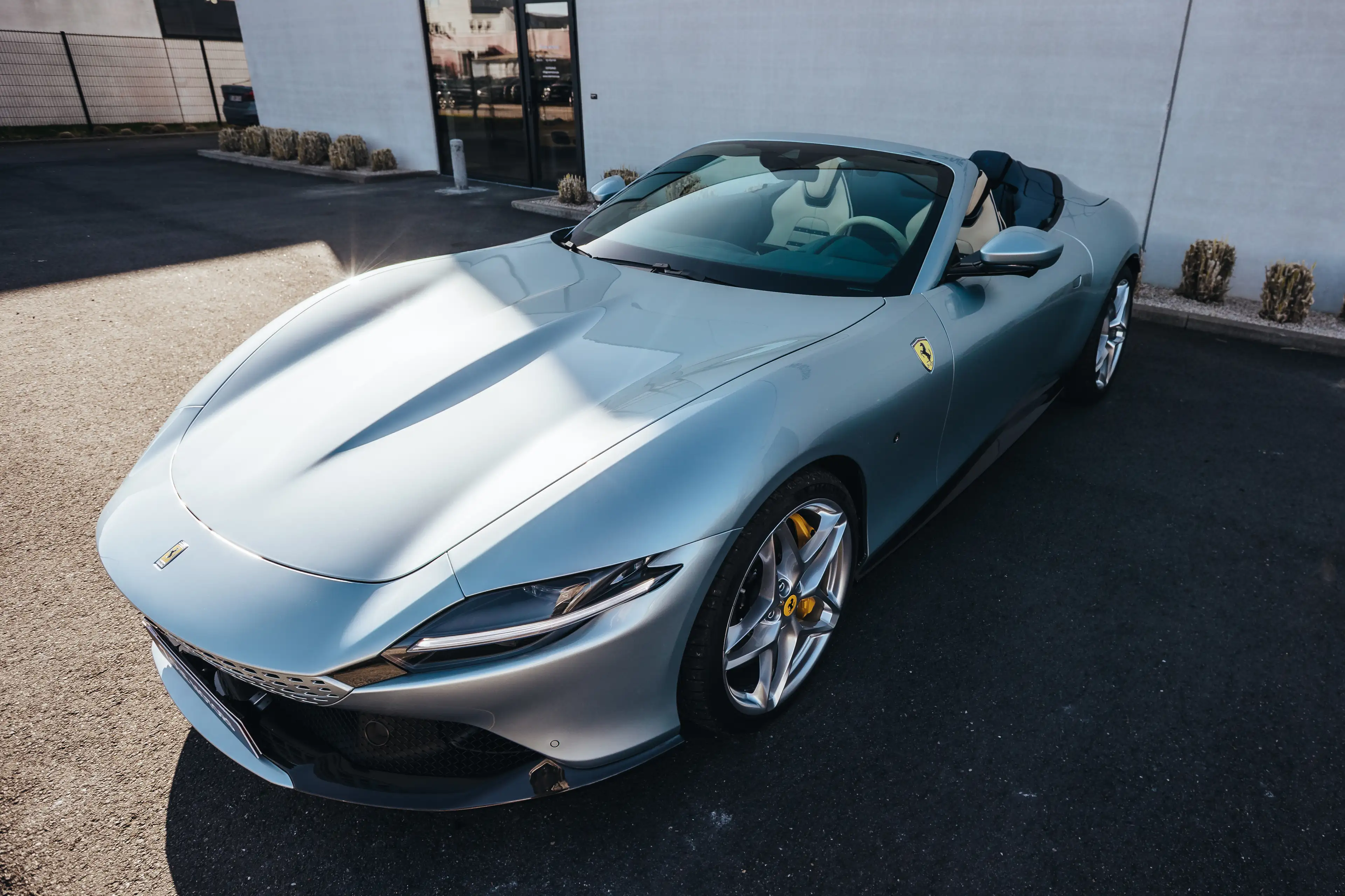 Ferrari Roma Roma Spider / Only 1000km / Full Option — photo 10