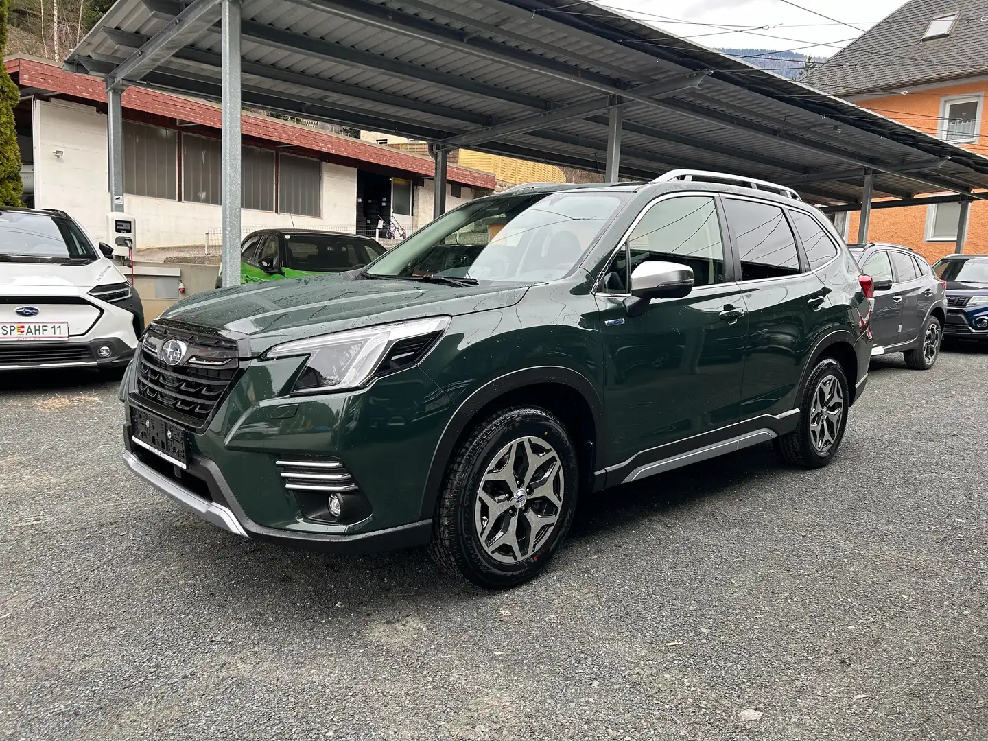 Subaru Forester 2,0i e-Boxer Style Xtra AWD Aut. Verde - 1