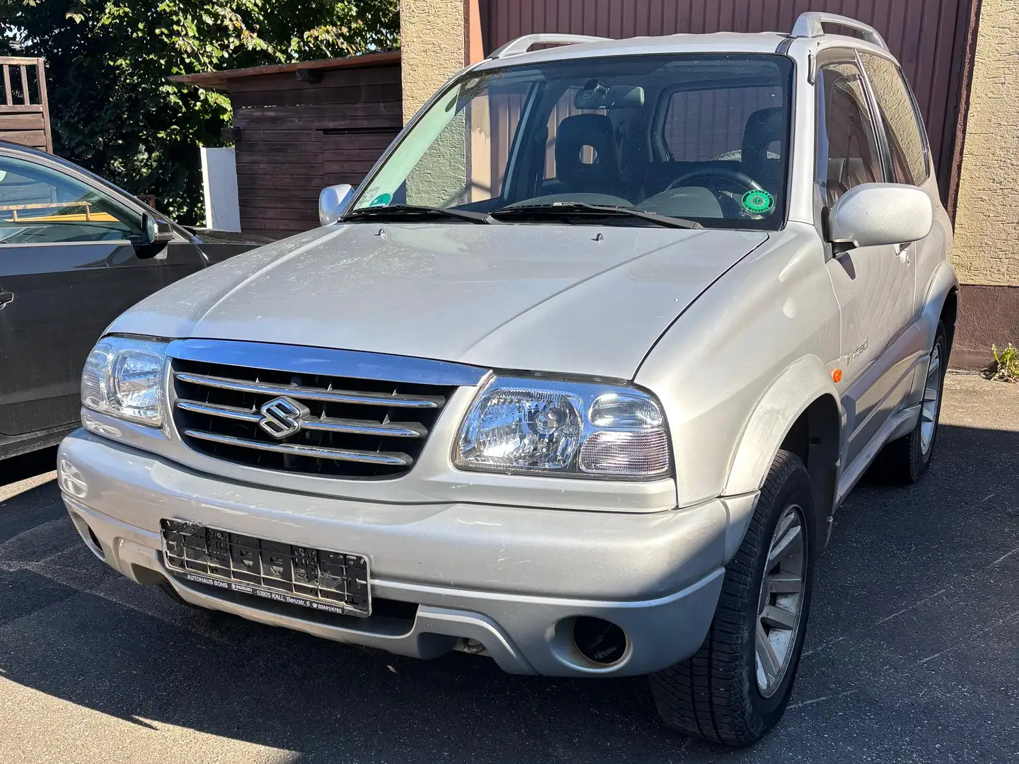 Suzuki Grand Vitara Grand Vitara 3-Türer 1.6 Comfort Silber - 1