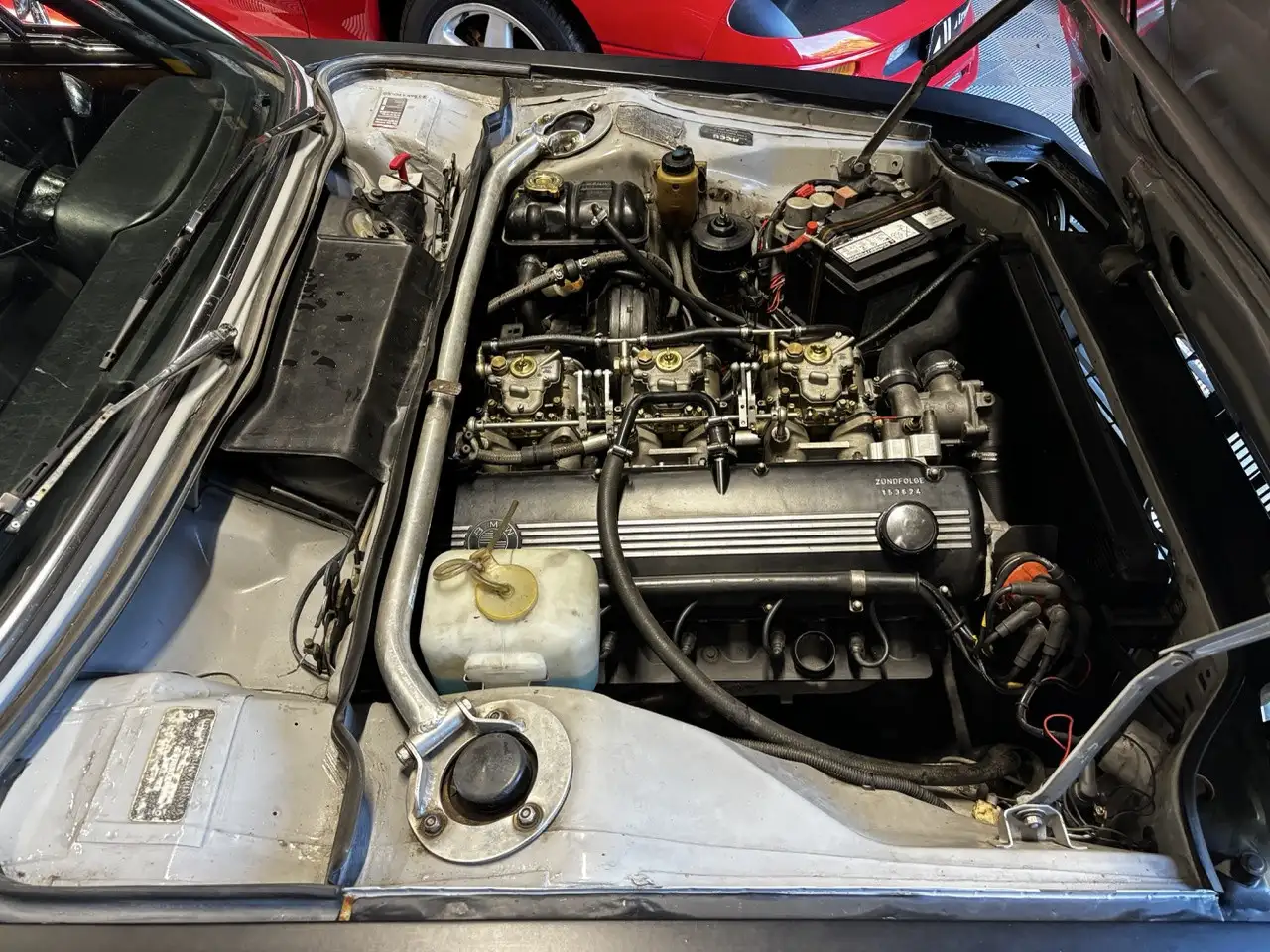 BMW Coupé E9 2800CS Bvm 1969, très bel état, préparé pour Rallye historique et régularité, foto 7