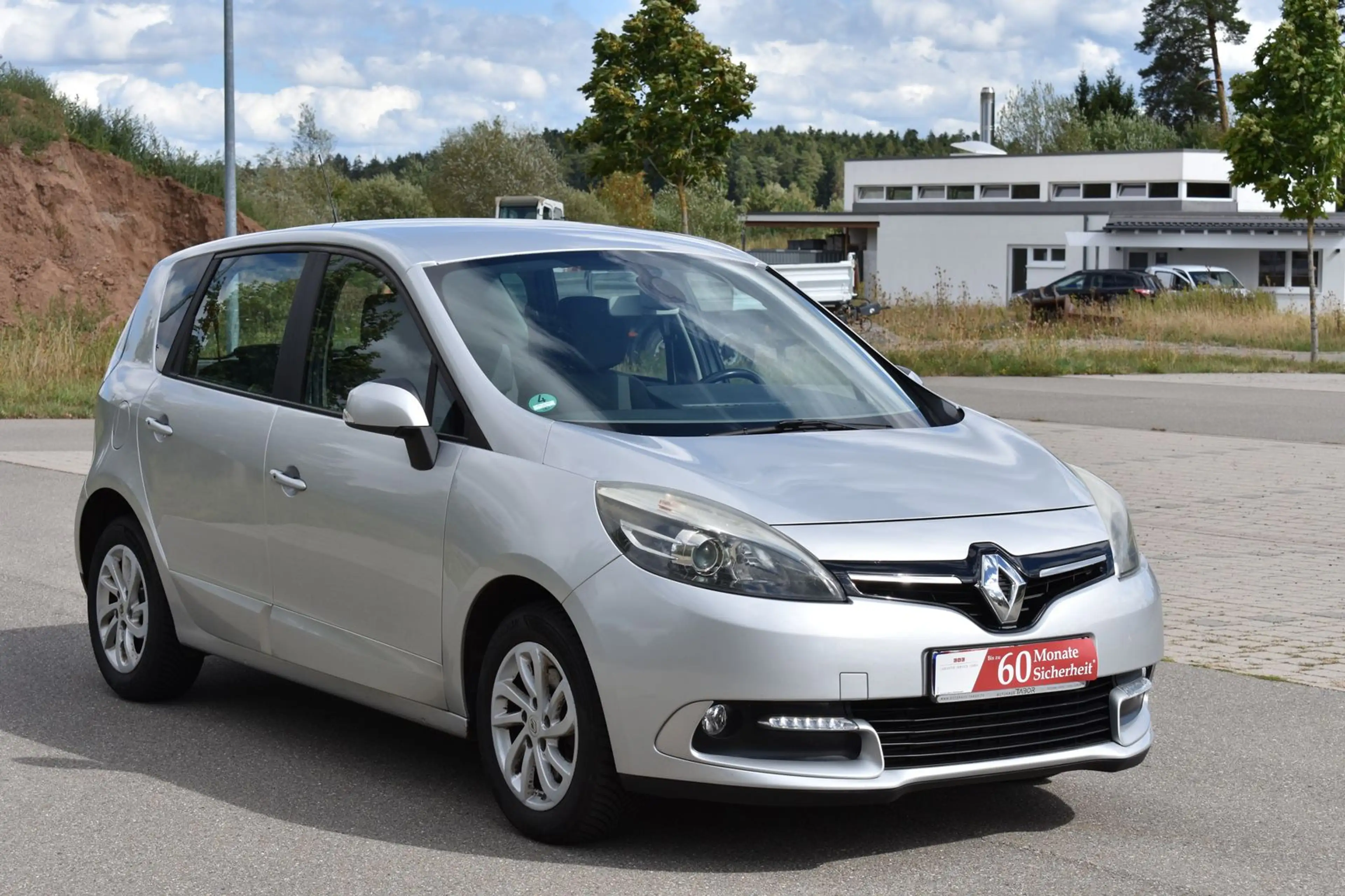 Renault Scenic 1.5dCi*Paris*AHK*Navi*Klima*Tempomat*PDC