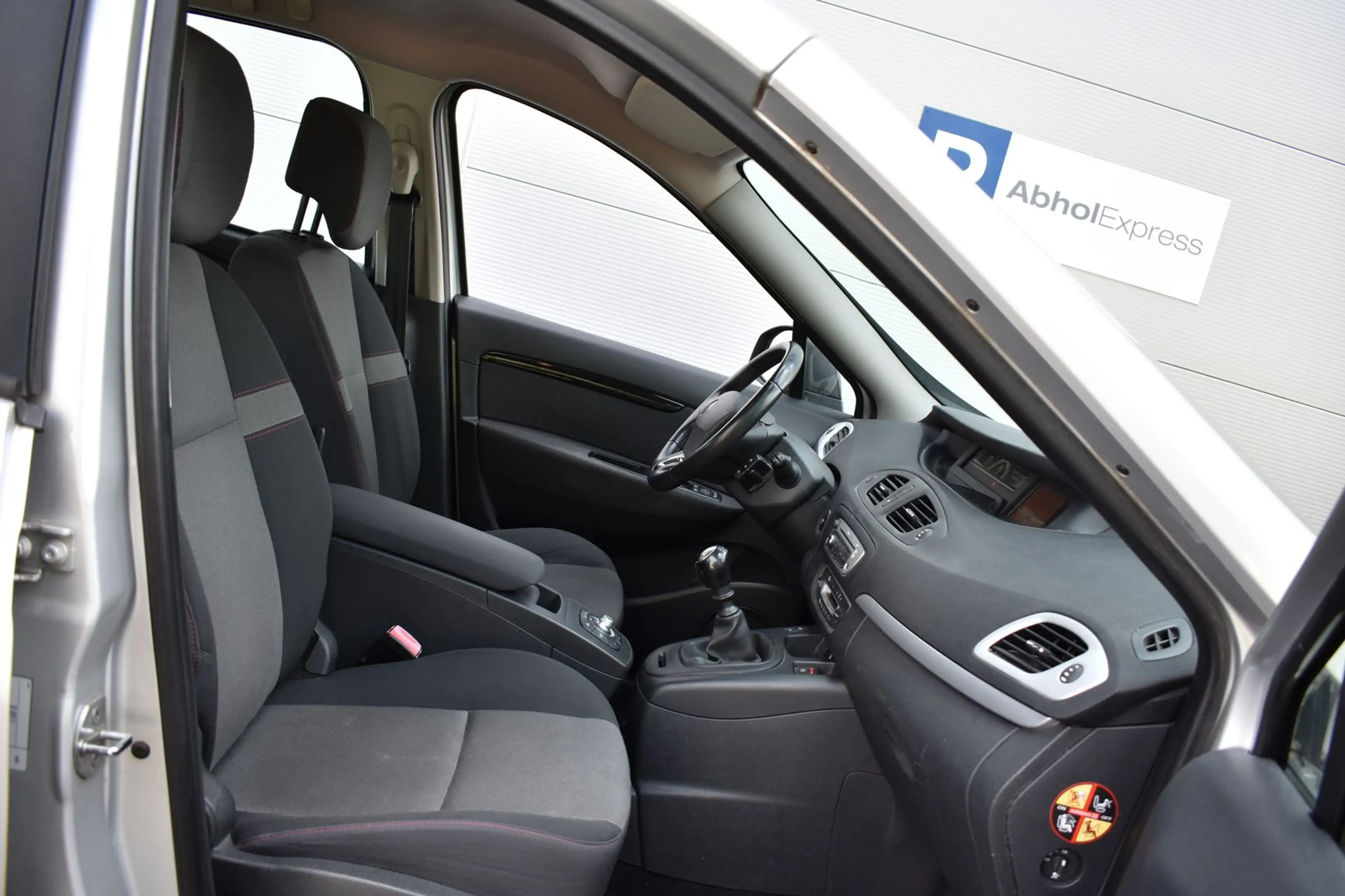 Renault Scenic 1.5dCi*Paris*AHK*Navi*Klima*Tempomat*PDC — photo 15