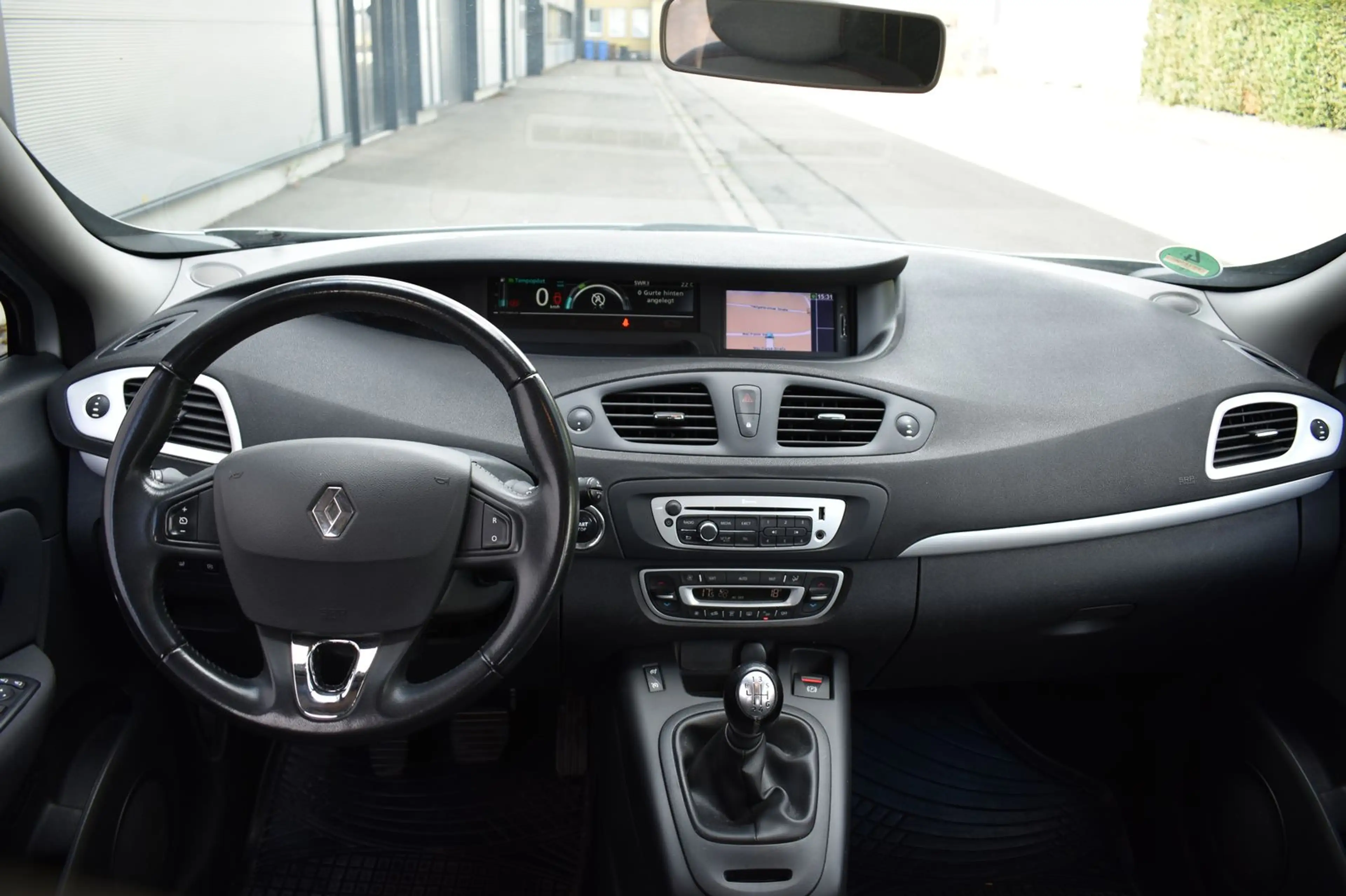 Renault Scenic 1.5dCi*Paris*AHK*Navi*Klima*Tempomat*PDC — photo 13