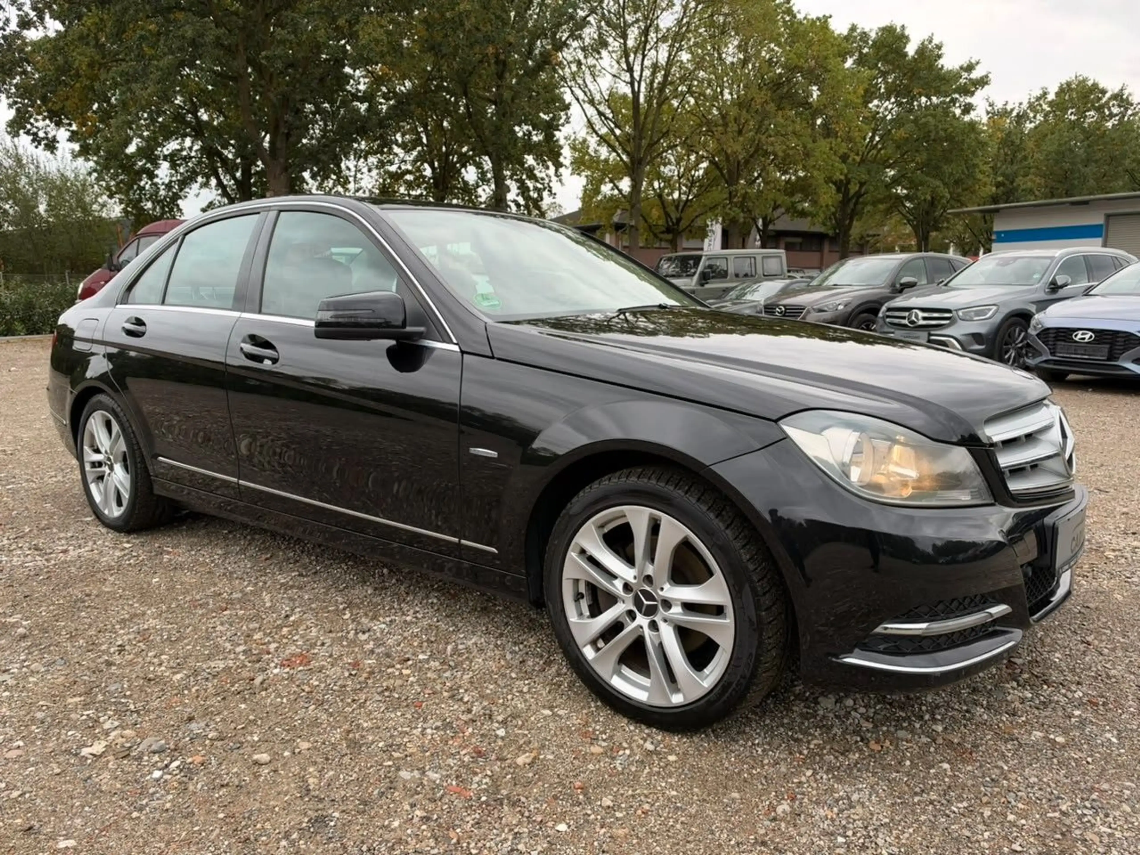 Mercedes-Benz C 220 Limousine CDI BlueEfficiency Avantgarde — photo 8
