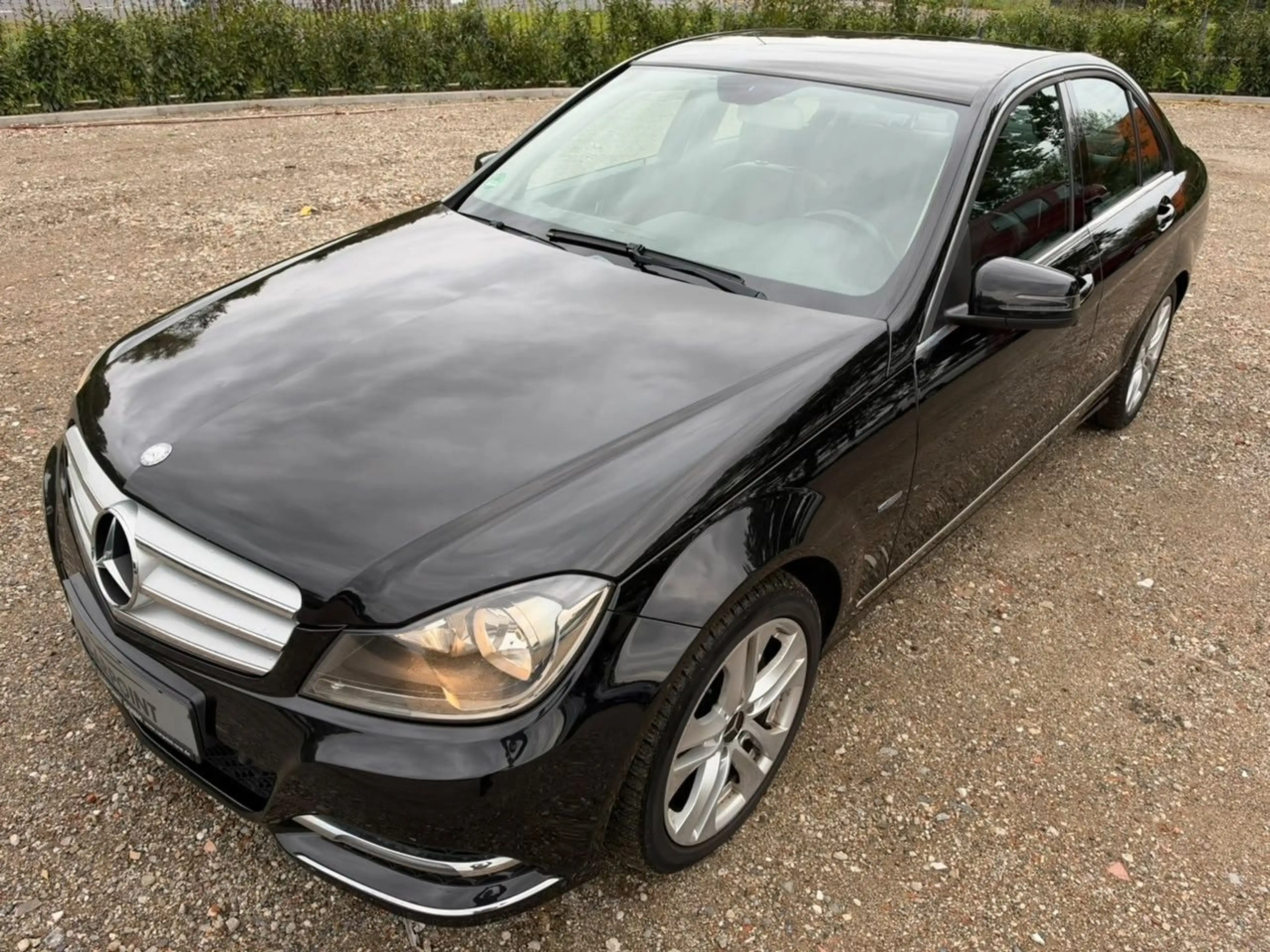 Mercedes-Benz C 220 Limousine CDI BlueEfficiency Avantgarde — photo 34
