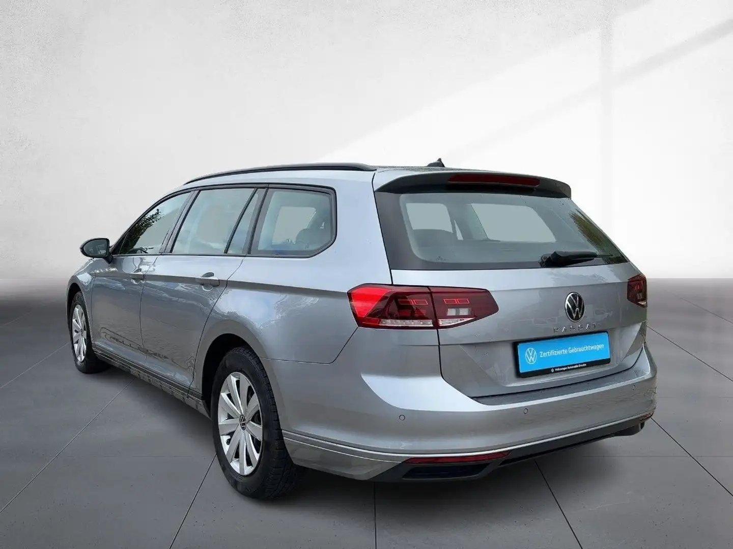 Volkswagen Passat Variant Conceptline 1.5 TSI LED APP LANE Silber - 2