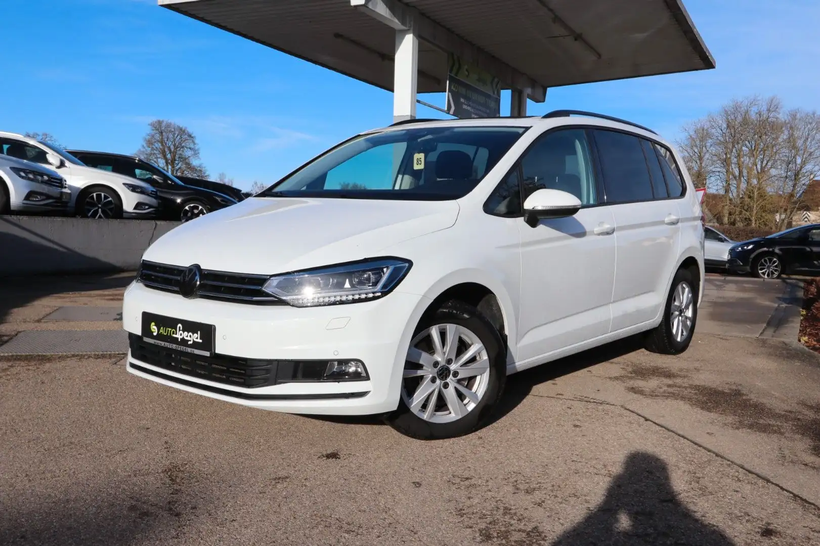 Volkswagen Touran Comfortline Kamera Led Navi AHK Pano Sthz Blanc - 2