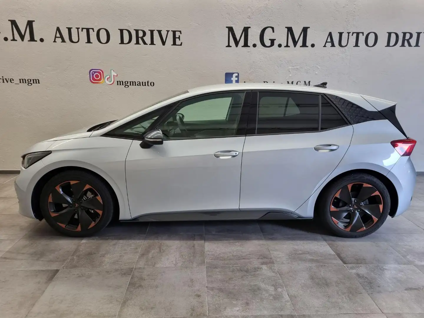 CUPRA Born 58kWh 204 CV Grau - 2