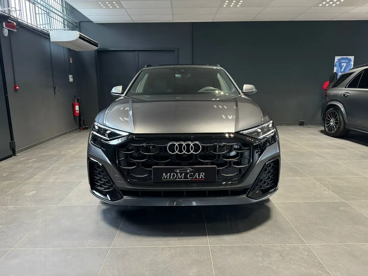 Audi Q8 50 3.0 tdi mhev Sport quattro  Sline Grigio - 2