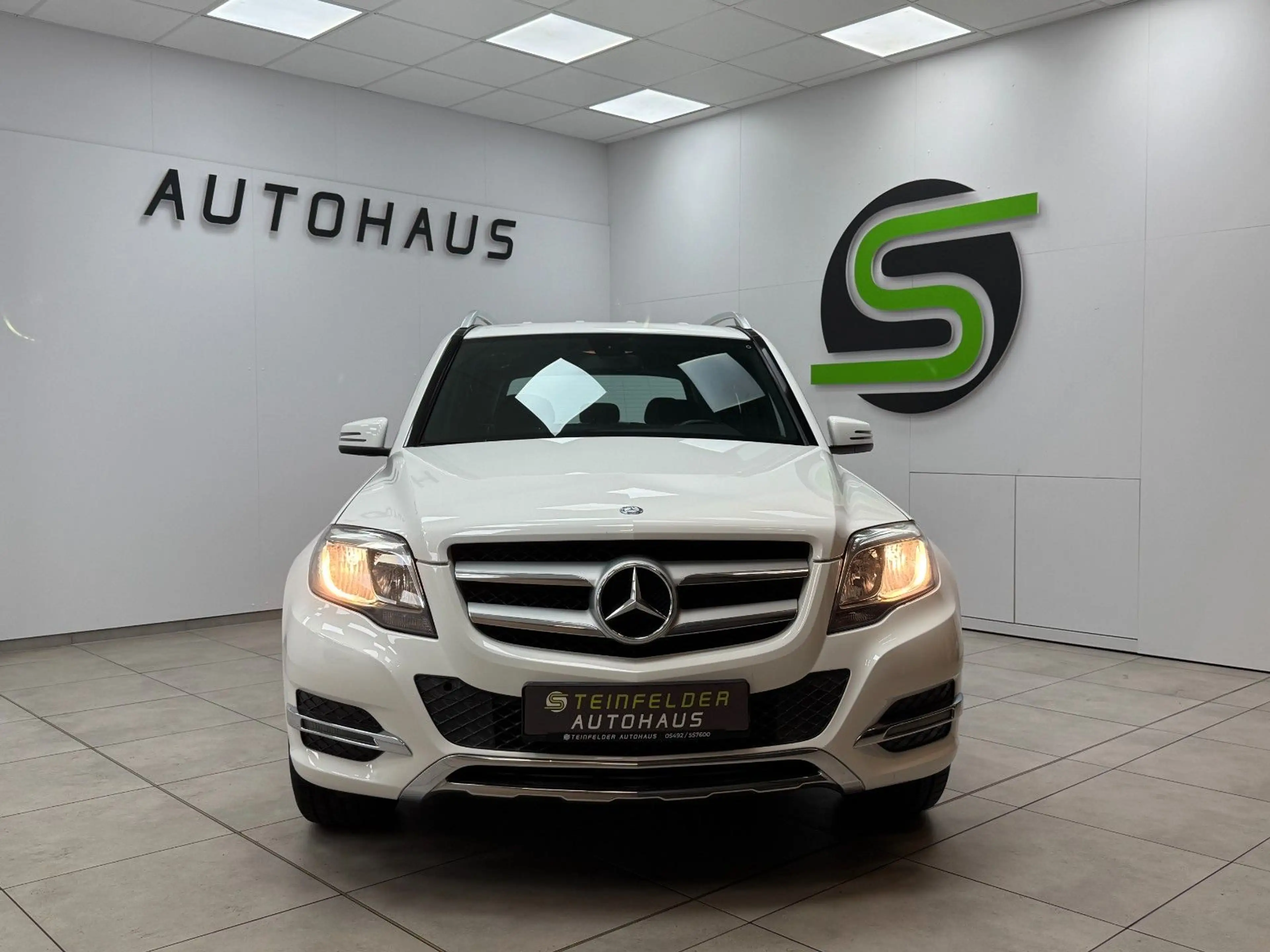 Mercedes-Benz GLK 200 CDI / NAVI / AHK — photo 2