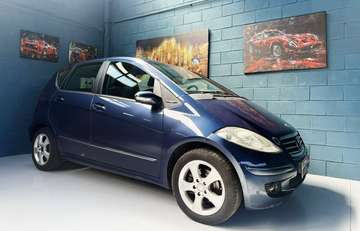 AVANTGARDE 95CV NEOPATENTATI SEDILI PELLE E TESSUTO