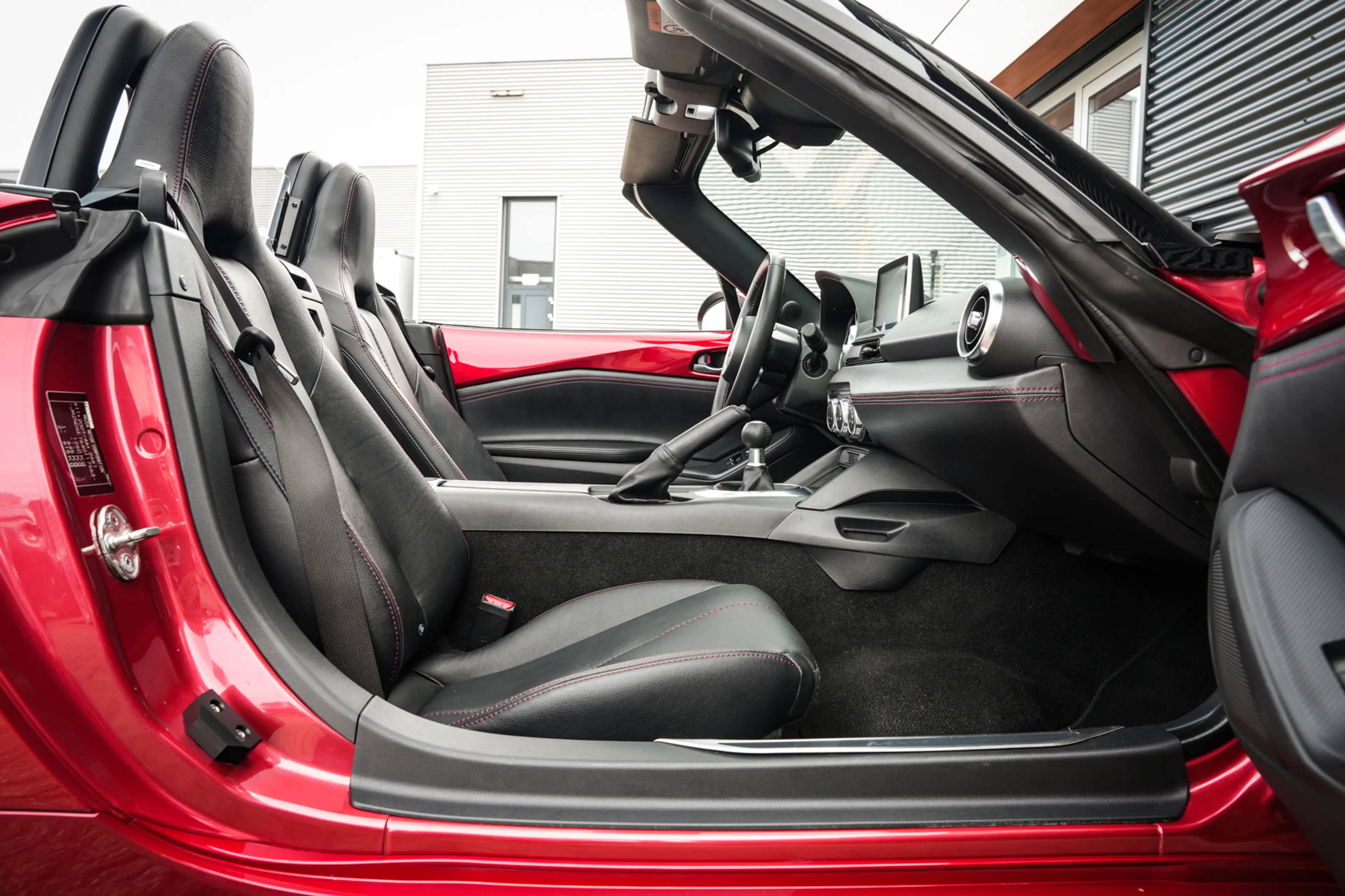 Mazda MX-5 2.0 SkyActiv-G 160 GT-M | BOSE | CRUISE | NAVI | L — photo 6