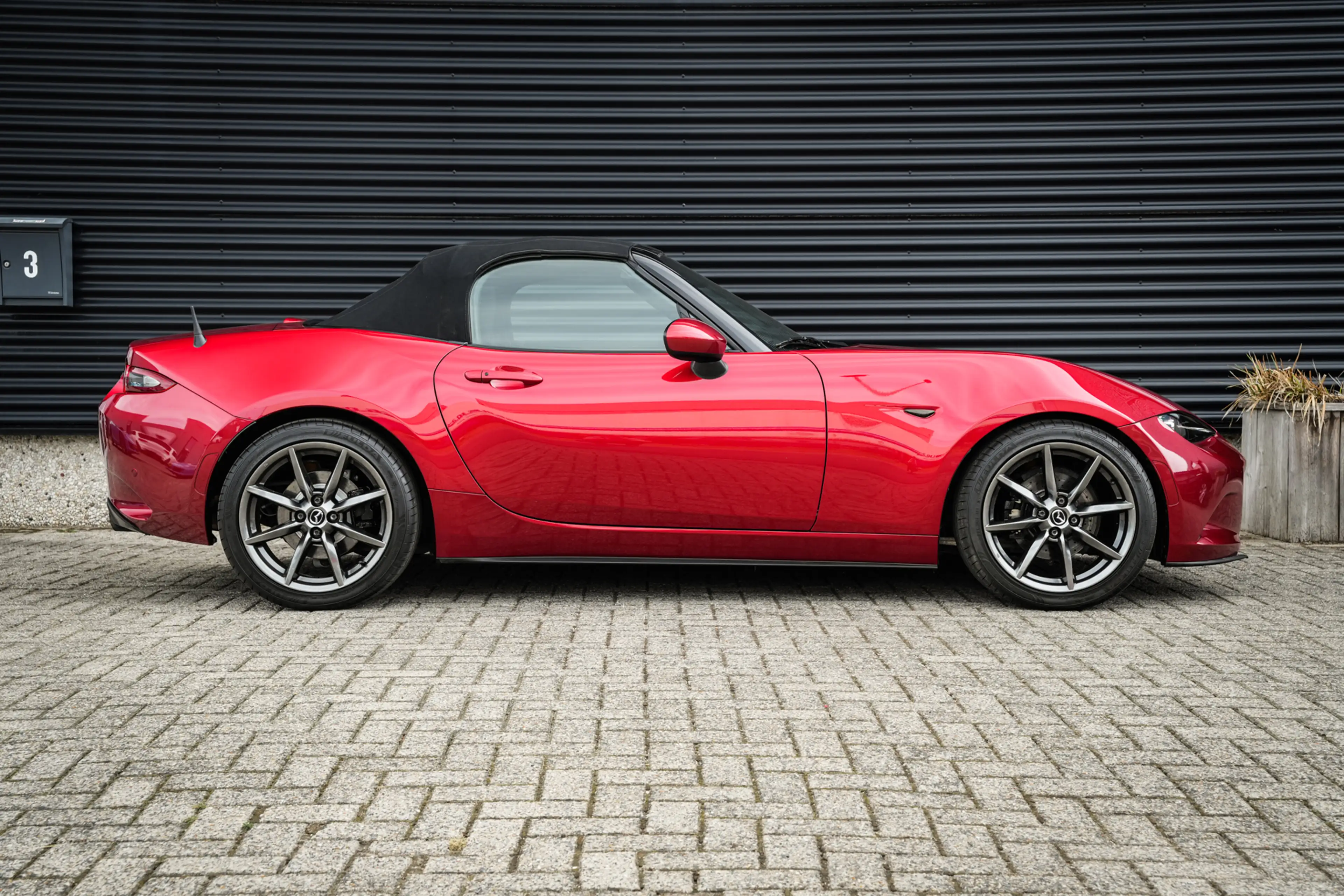 Mazda MX-5 2.0 SkyActiv-G 160 GT-M | BOSE | CRUISE | NAVI | L — photo 16