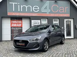 Hyundai i30 Select Kamera CarPlay Navi SHZ Tempom.