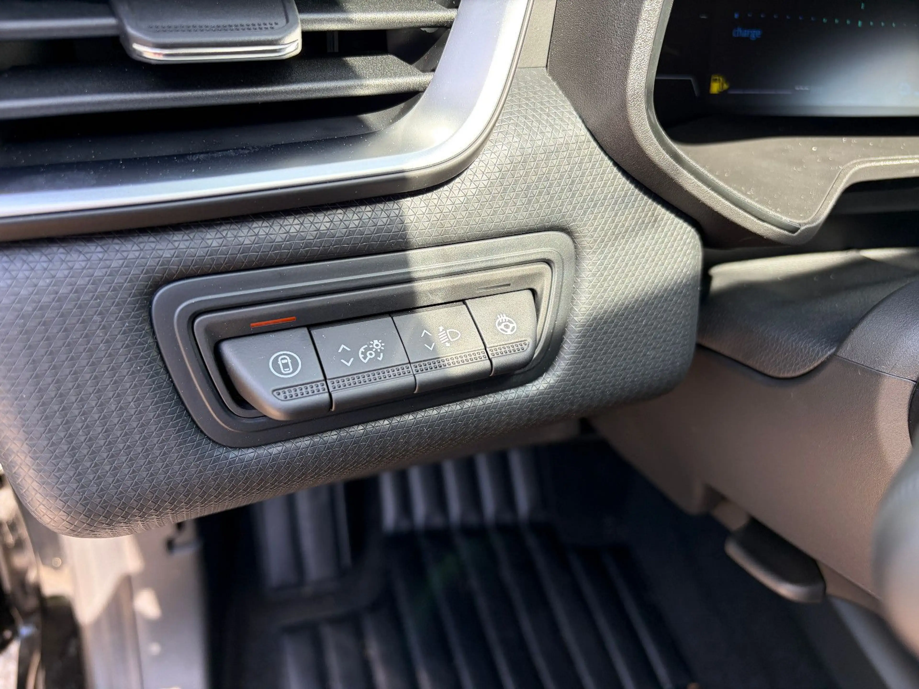 Mitsubishi Colt 1.6 Hybrid Edition, Neupreis 30.000,-€ — photo 13