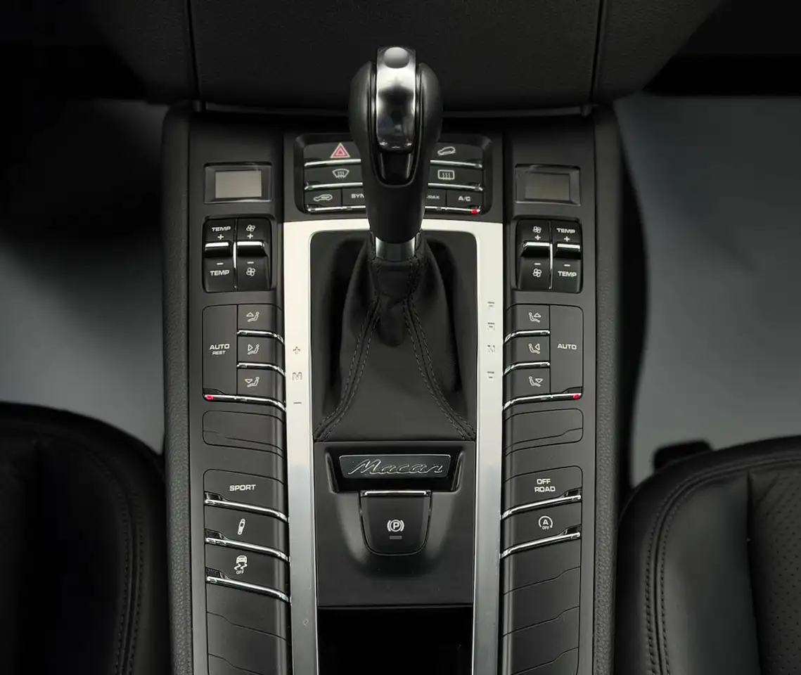 Porsche Macan Macan S 3.0 V6 BI-TURBO PDK CAMERA LEDER — 11/19
