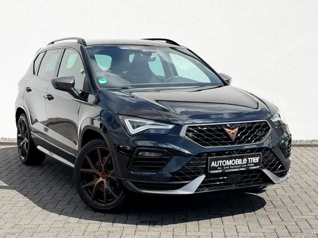 Cupra Ateca view 3