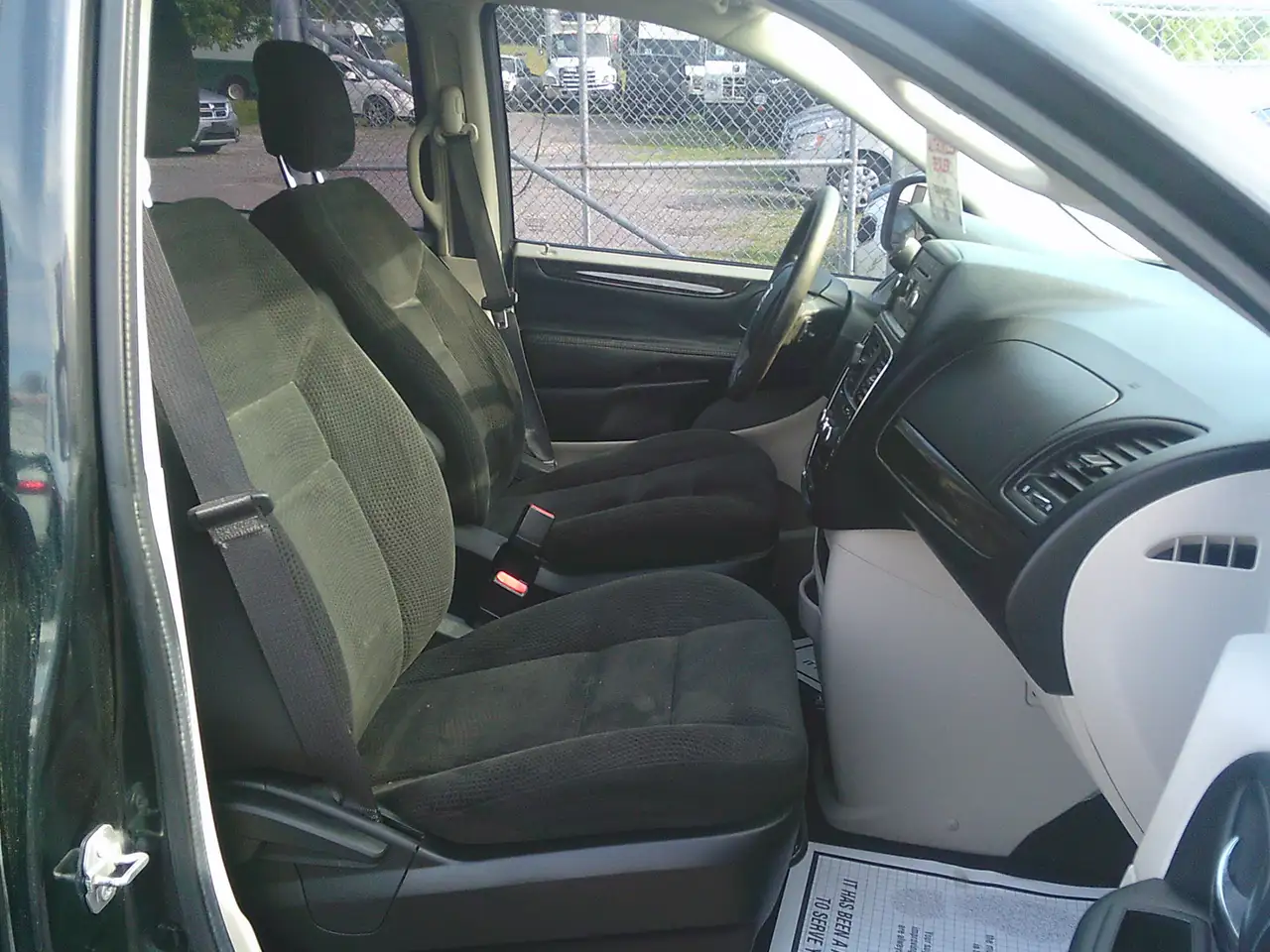 Dodge Grand Caravan снимка Dodge Grand Caravan