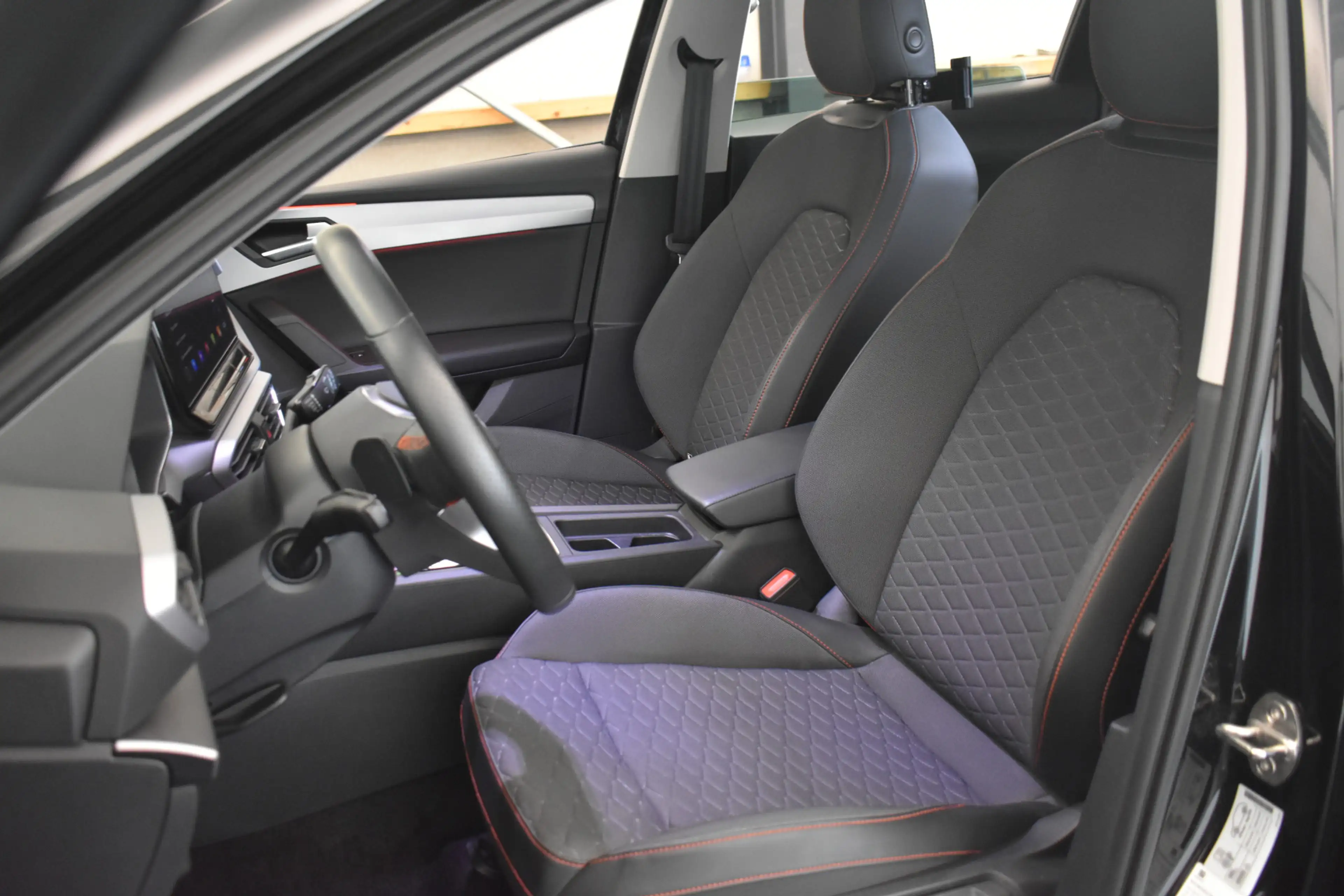 SEAT Leon e-Hybrid Sportstourer 1.4 TSI eHybrid PHEV FR Line 204PK Vi — photo 3