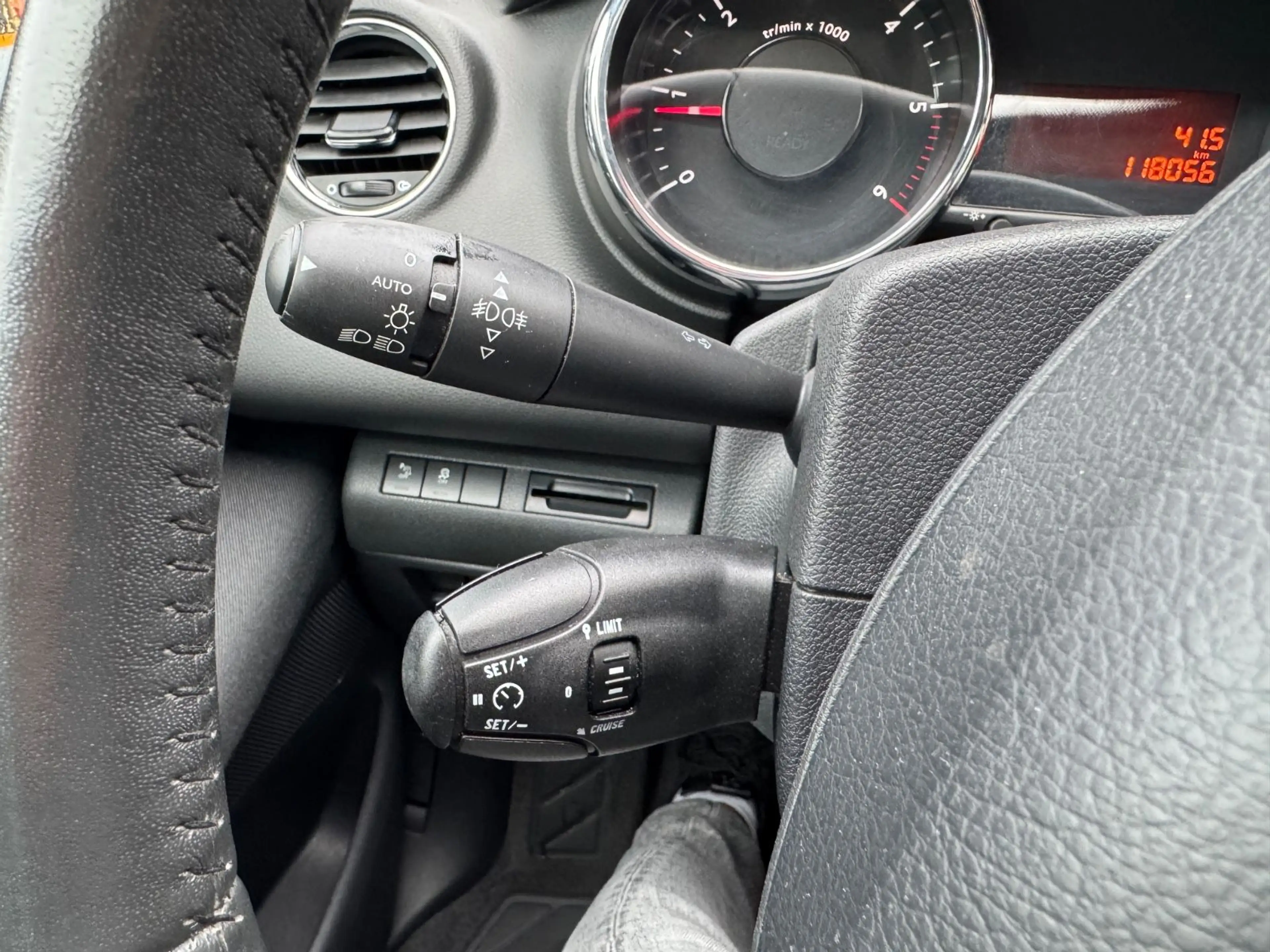 Peugeot 3008 Active Navi — photo 13