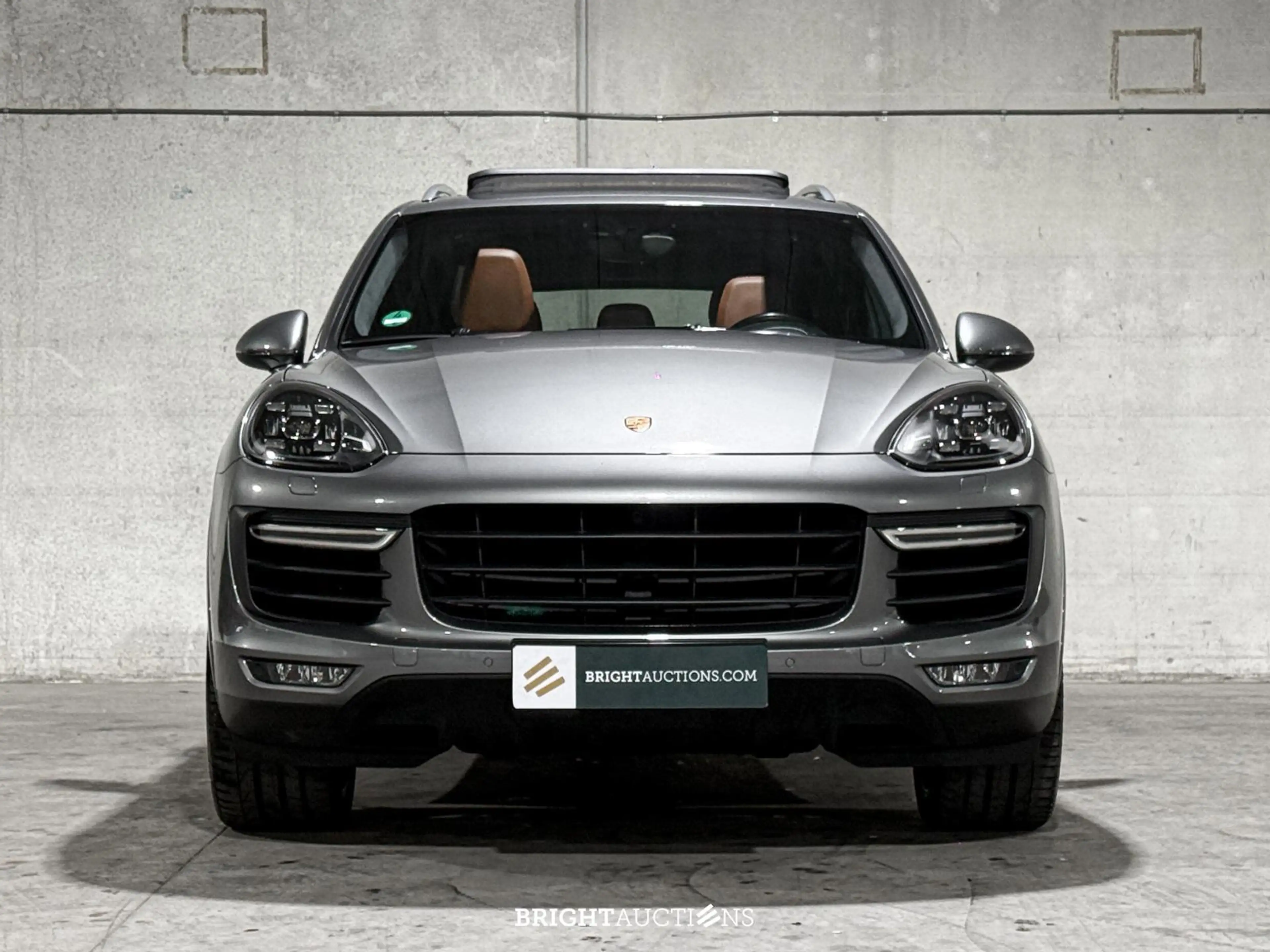 Porsche Cayenne Turbo 4.8 V8 — photo 5