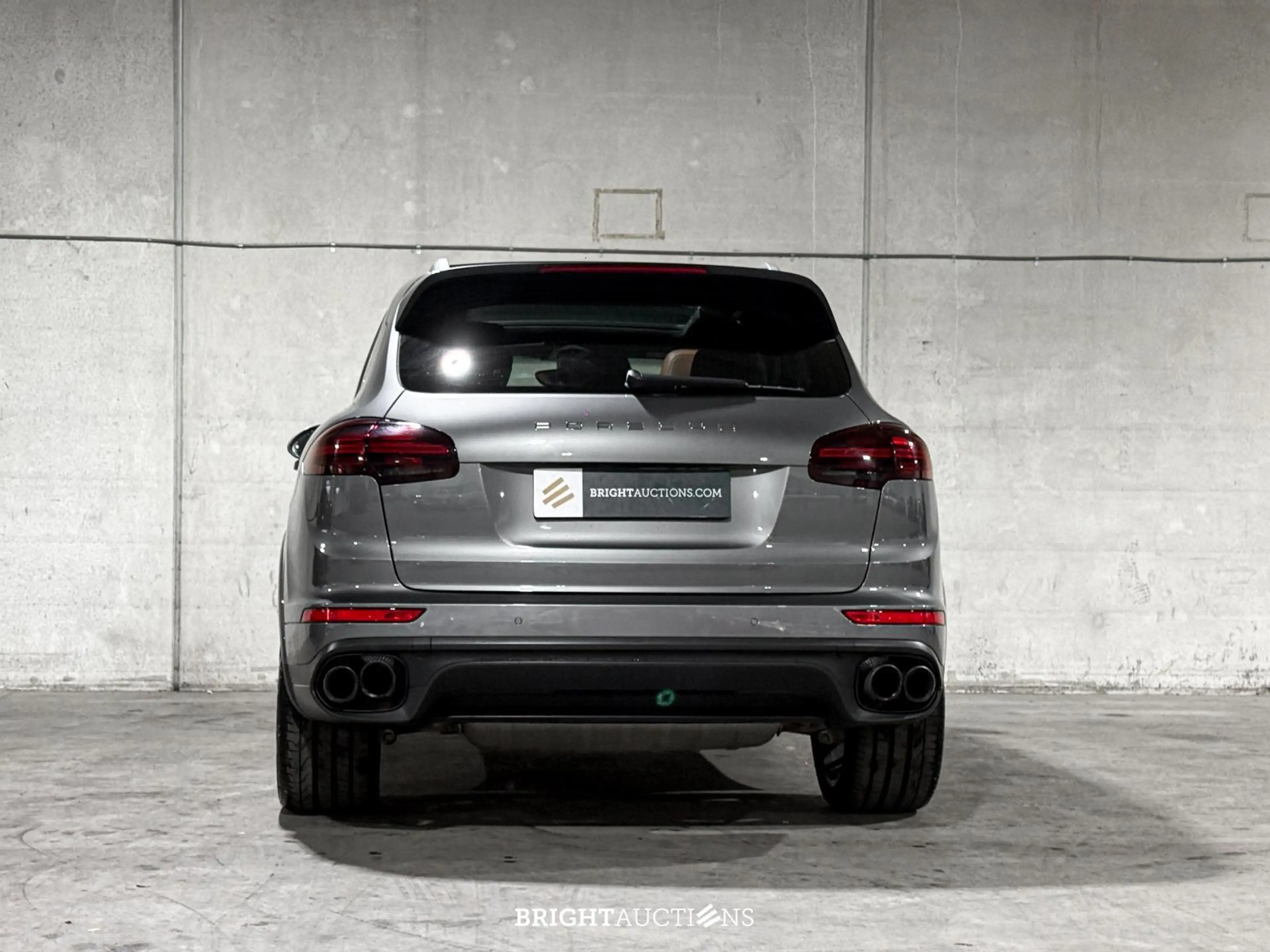 Porsche Cayenne Turbo 4.8 V8 — photo 11