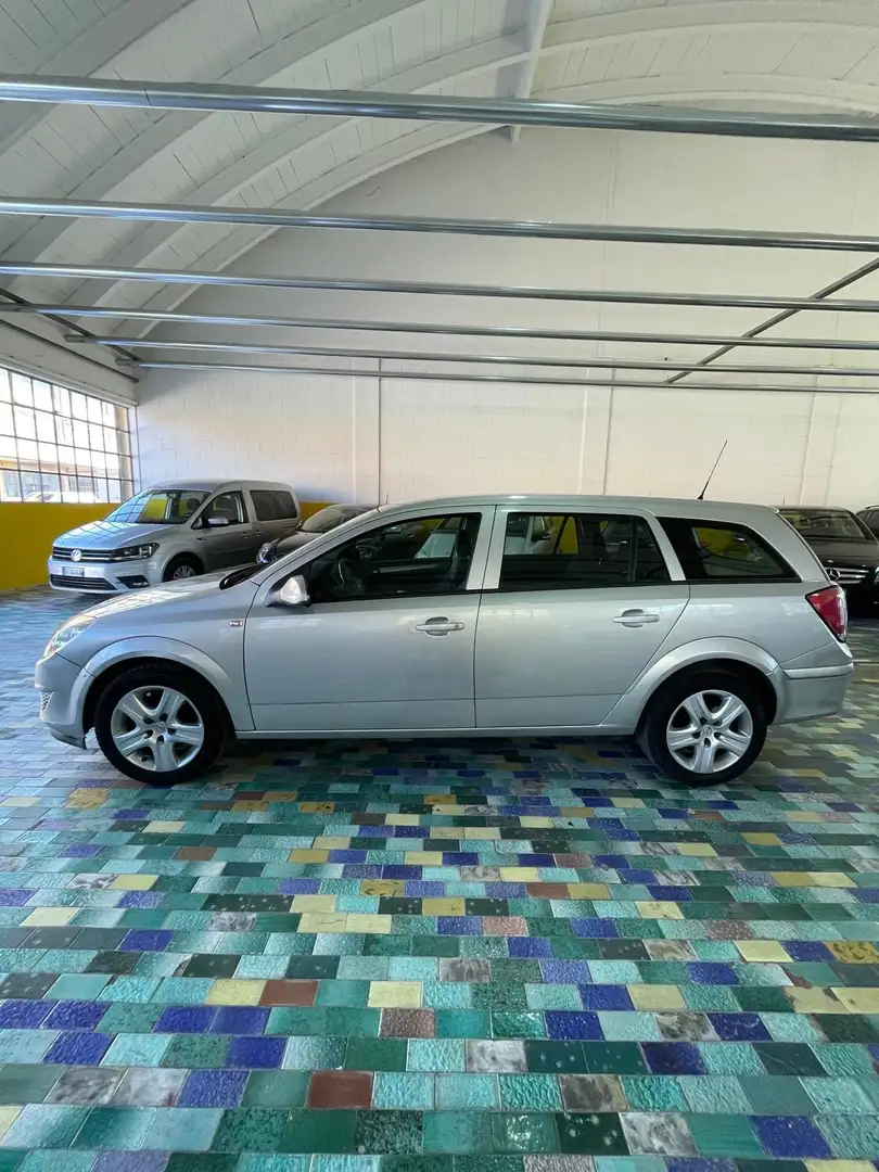 Opel Astra SW 1.7 cdti Enjoy 110cv GARANZIA 12 mesi - 2