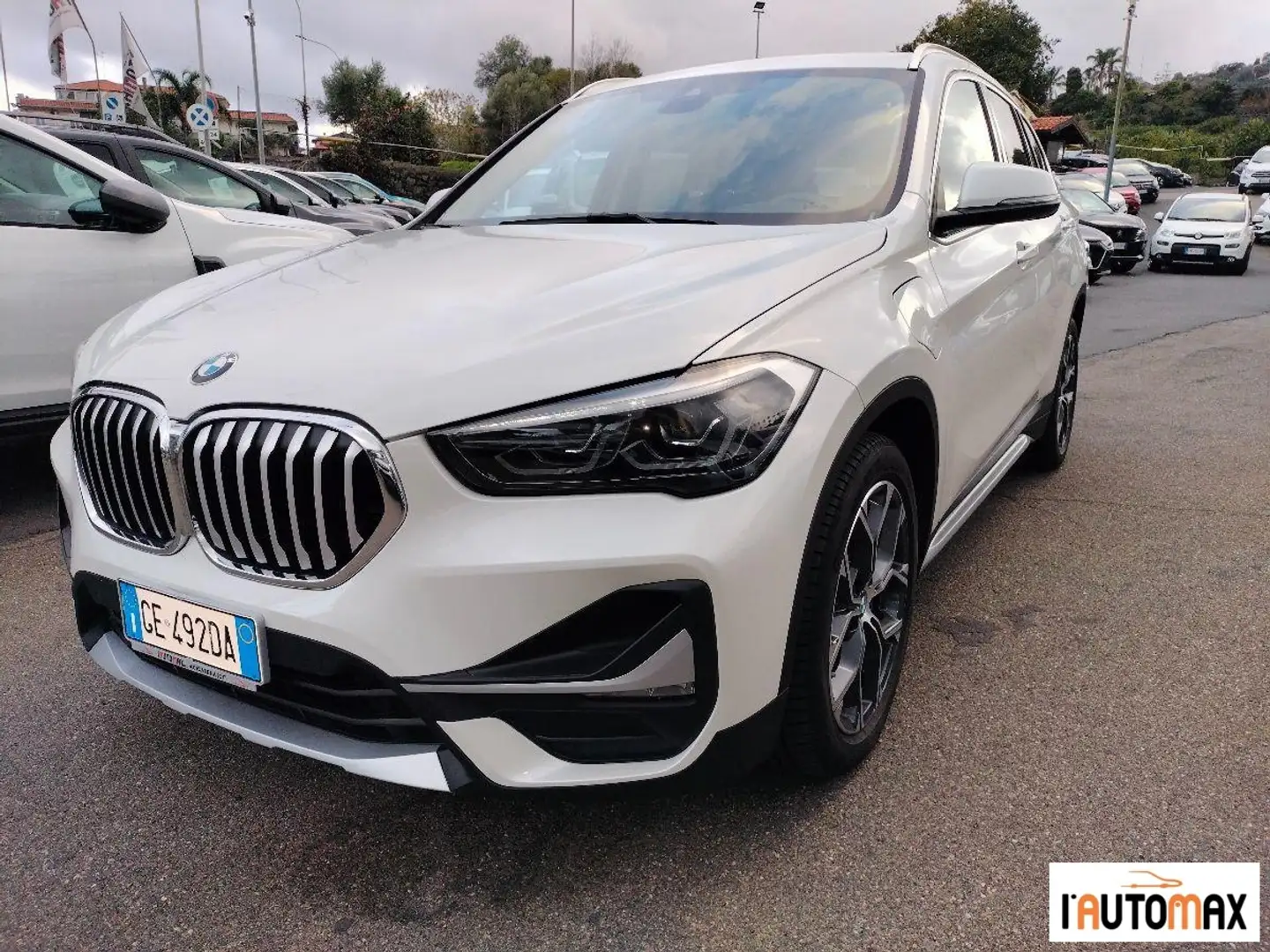 BMW X1 xdrive25e xLine auto Bianco - 1