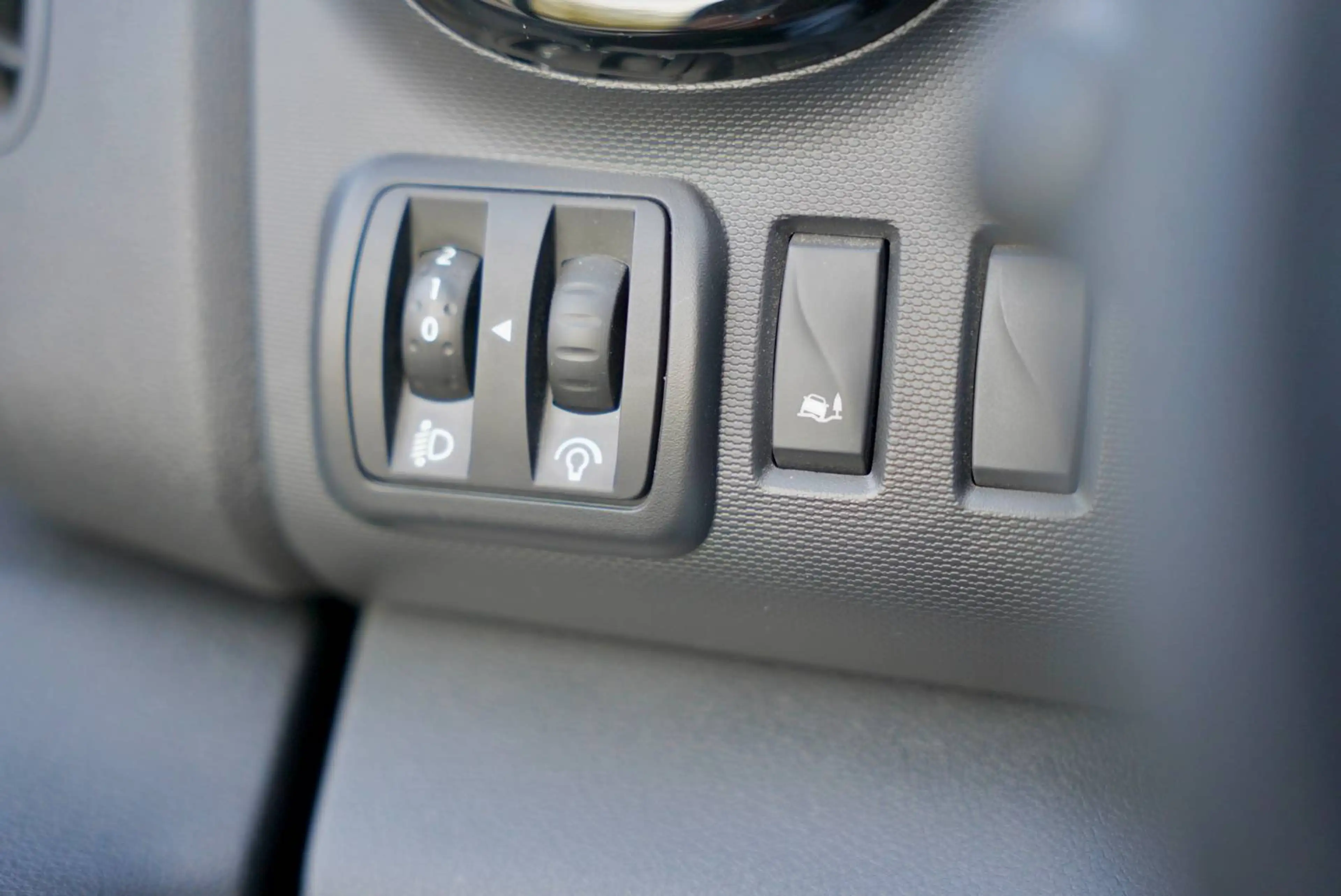 Renault Trafic 2.0 dCi 29 6 plaatsen lichte vracht — photo 14
