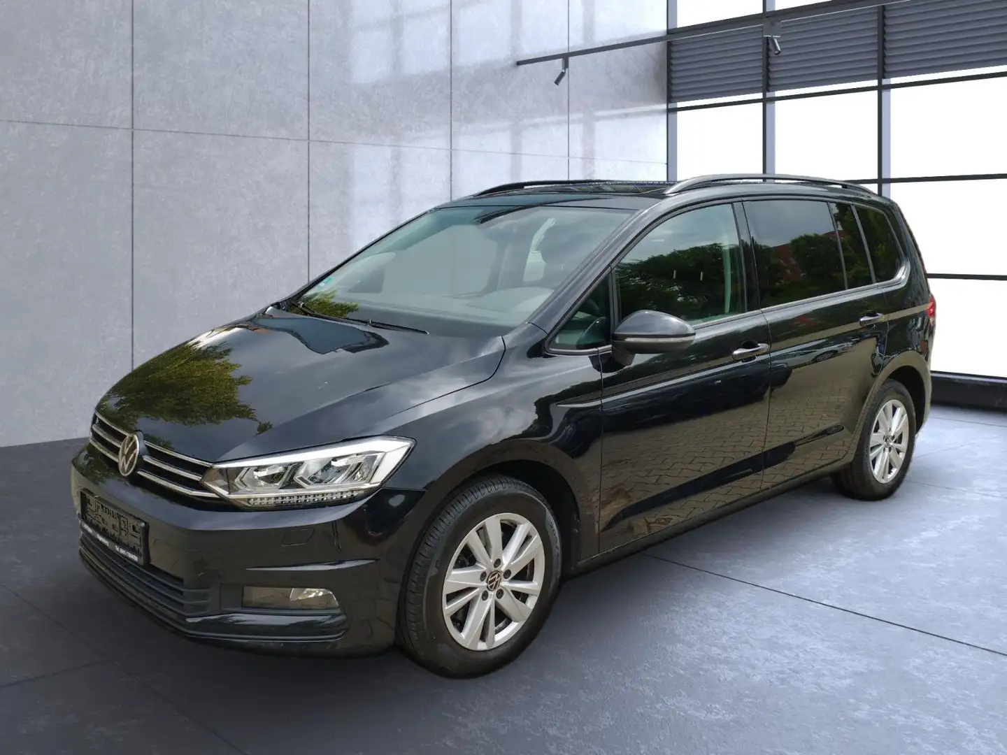 Volkswagen Touran Comfortline BMT*7Sitzer*ACC*LED*AHK*Pano* Schwarz - 1
