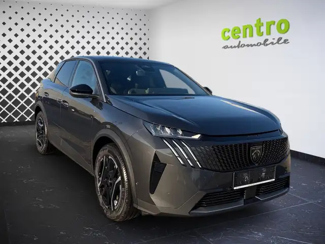 Peugeot 3008 view 4