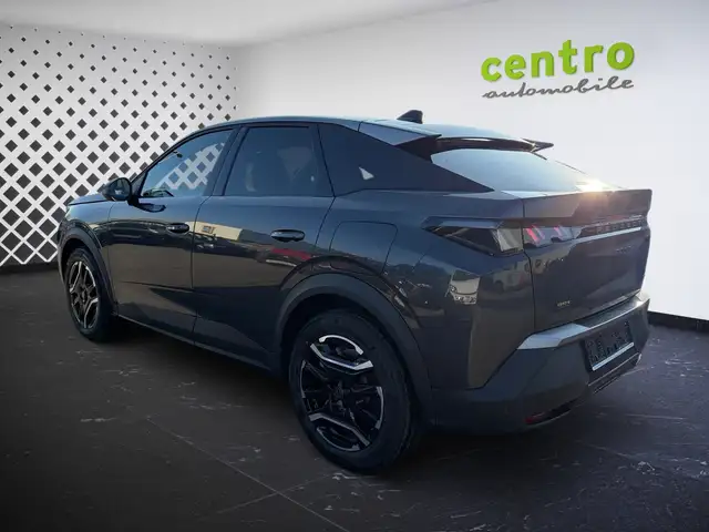 Peugeot 3008 view 5